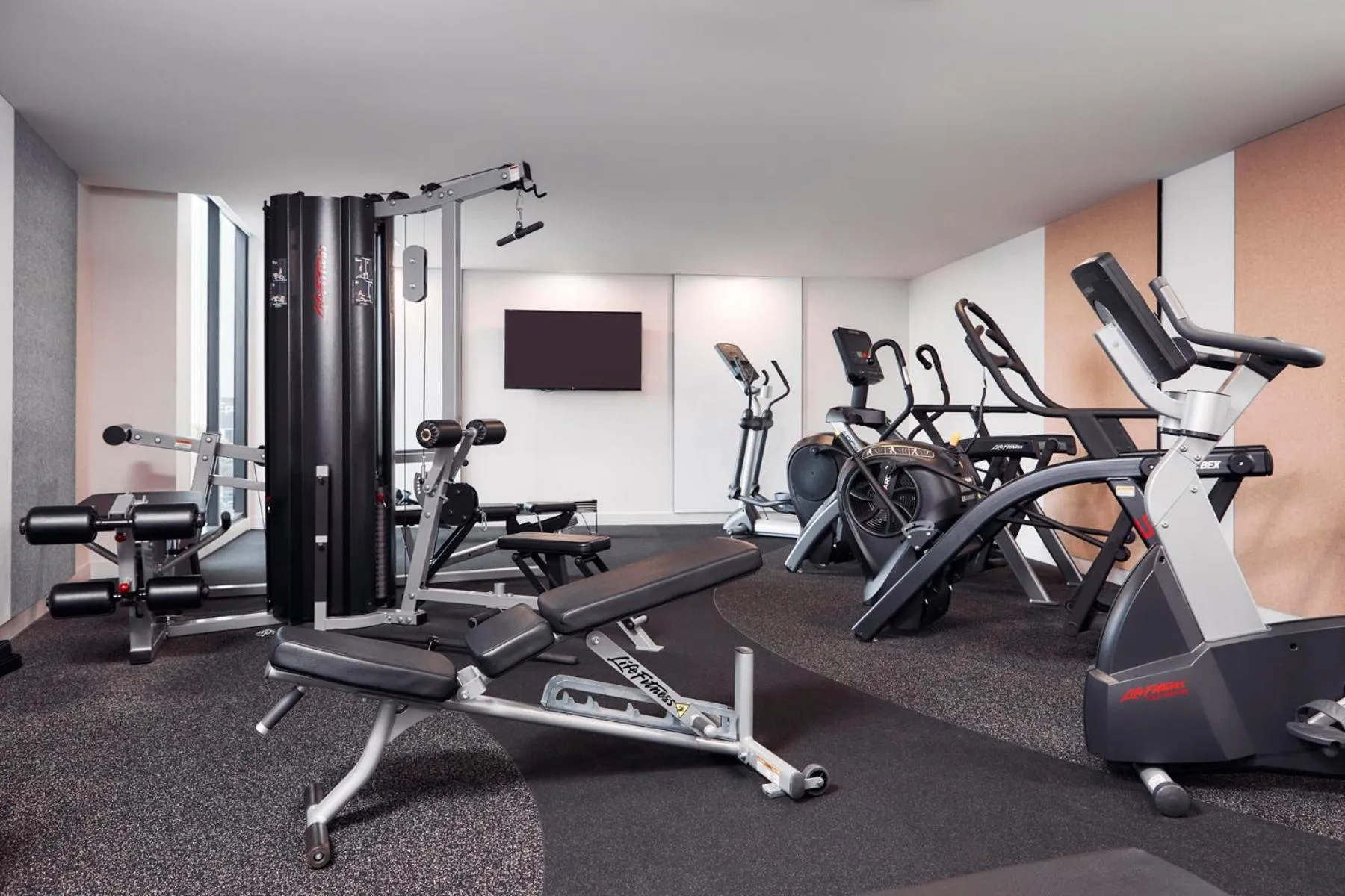 Fitness centre/facilities in Mantra Melbourne Epping