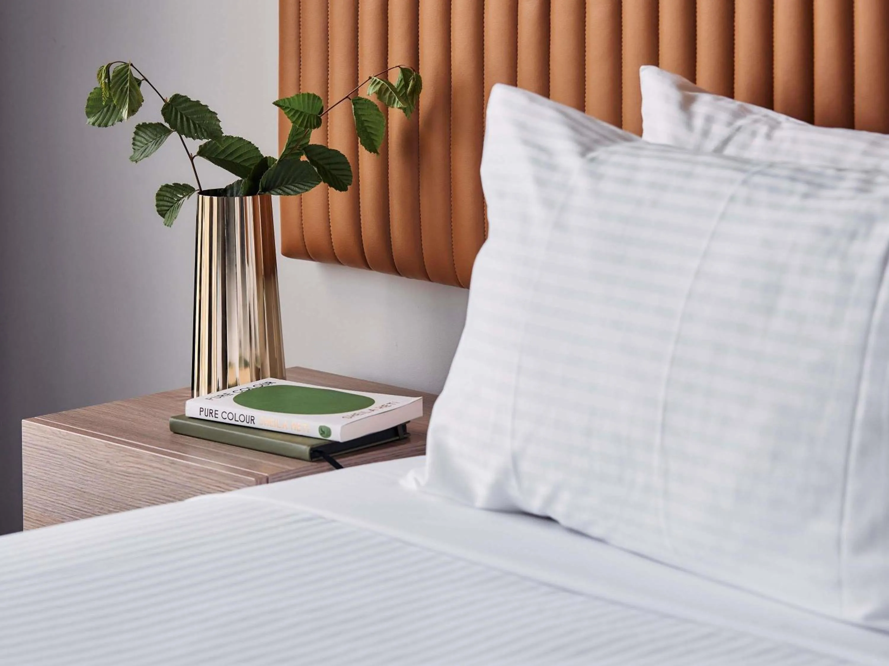 Bedroom, Bed in Mantra Melbourne Epping