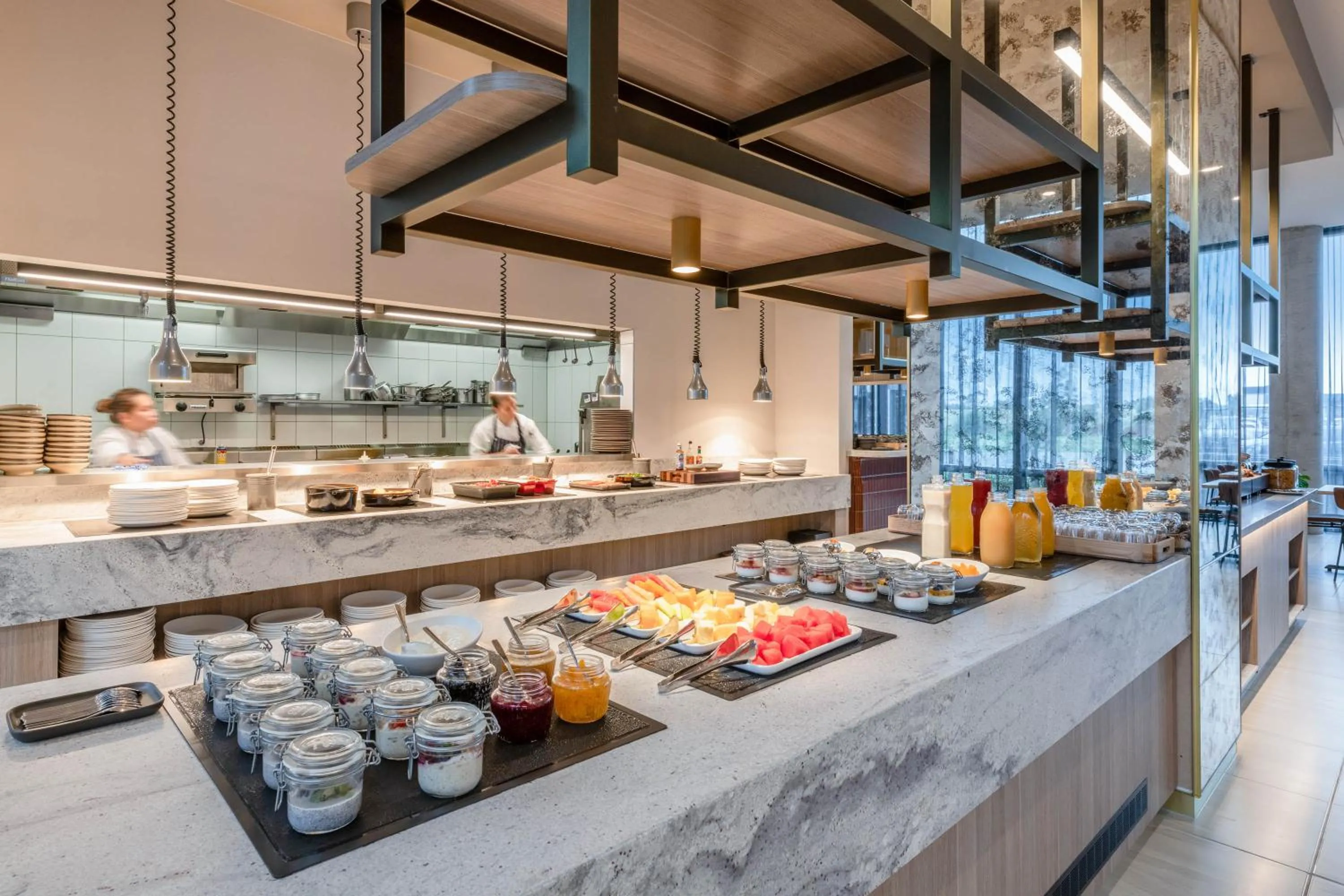 Restaurant/places to eat in Mantra Melbourne Epping