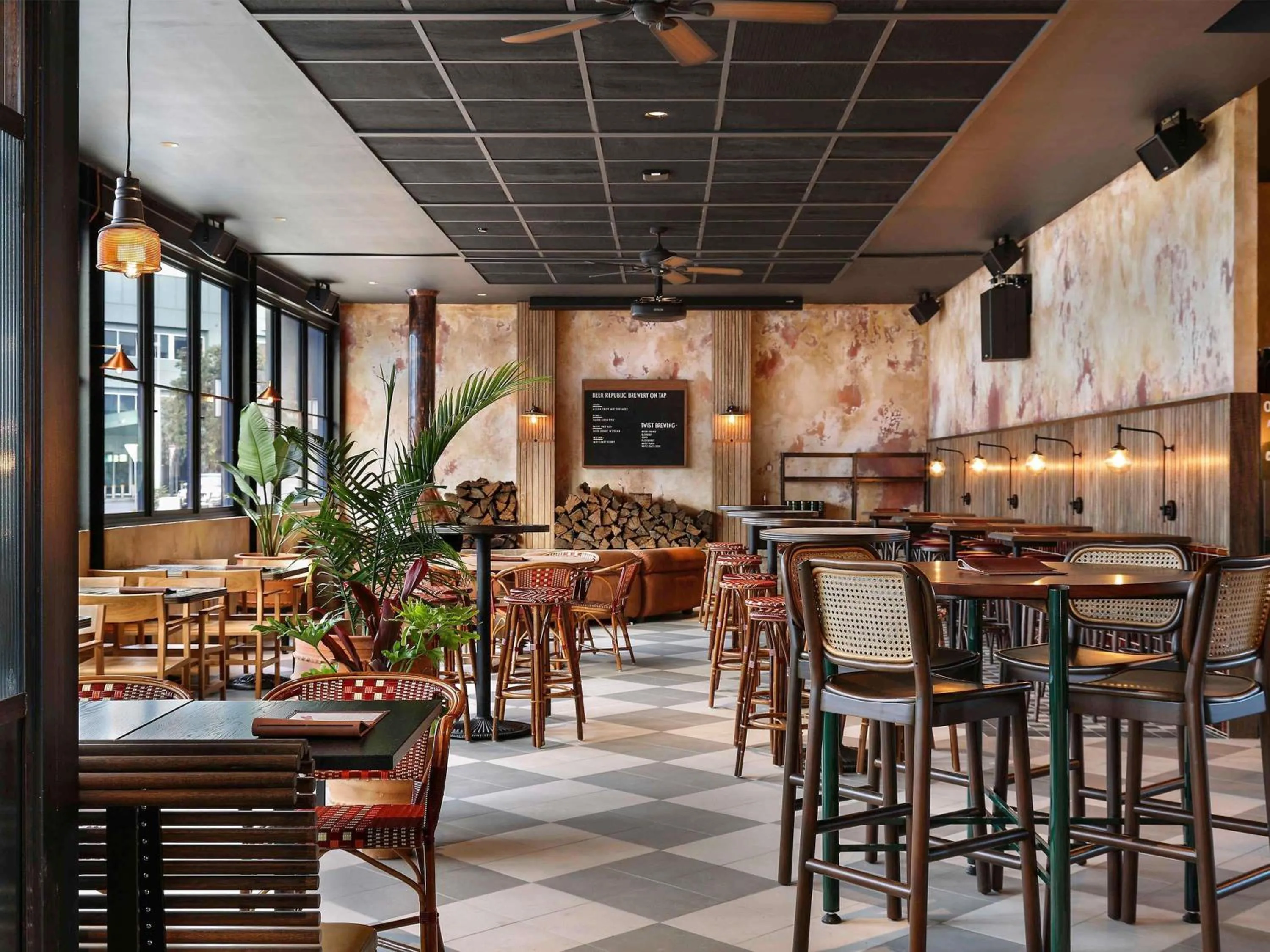 Meeting/conference room in Mantra Melbourne Epping