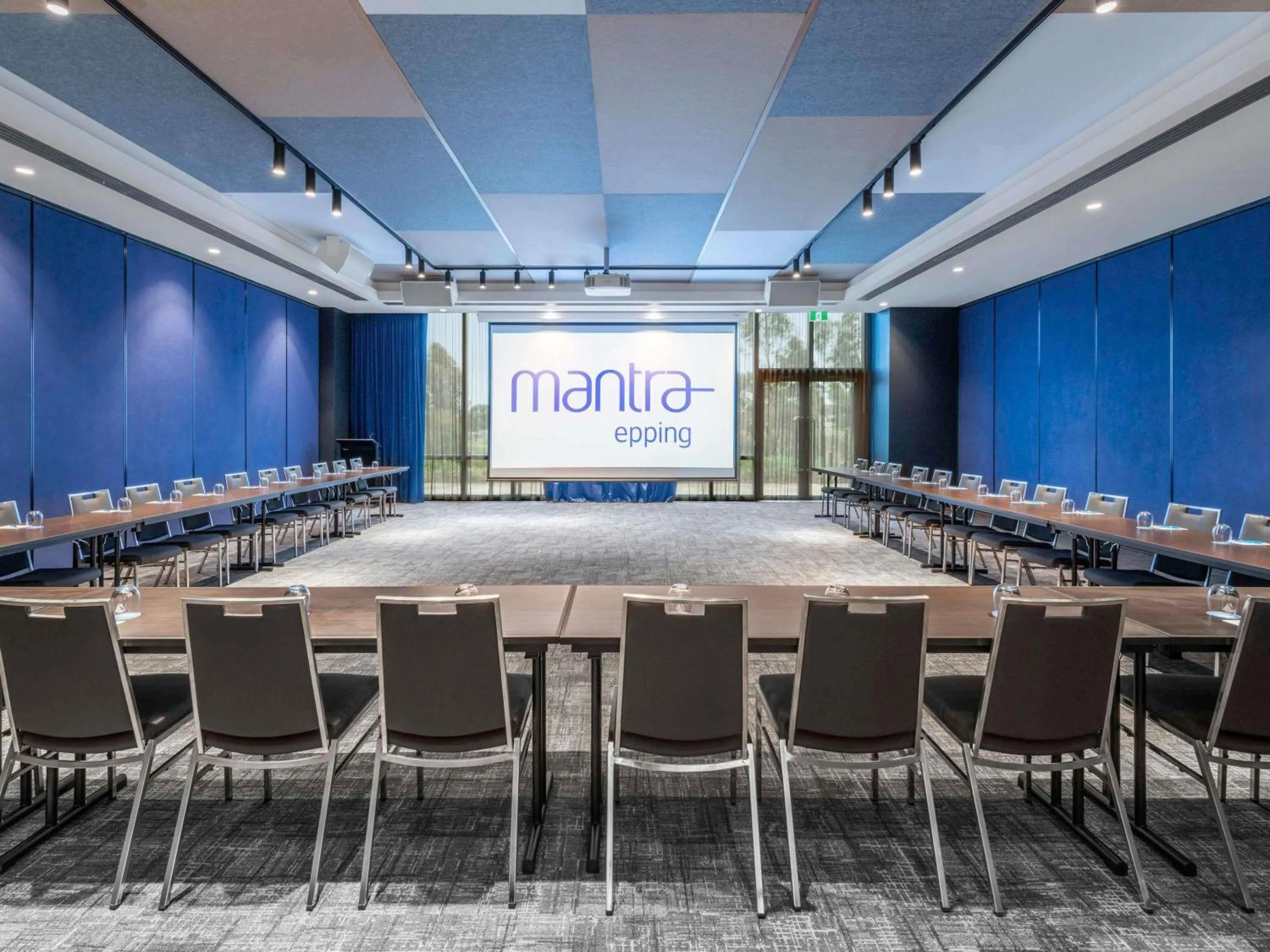 Meeting/conference room in Mantra Melbourne Epping