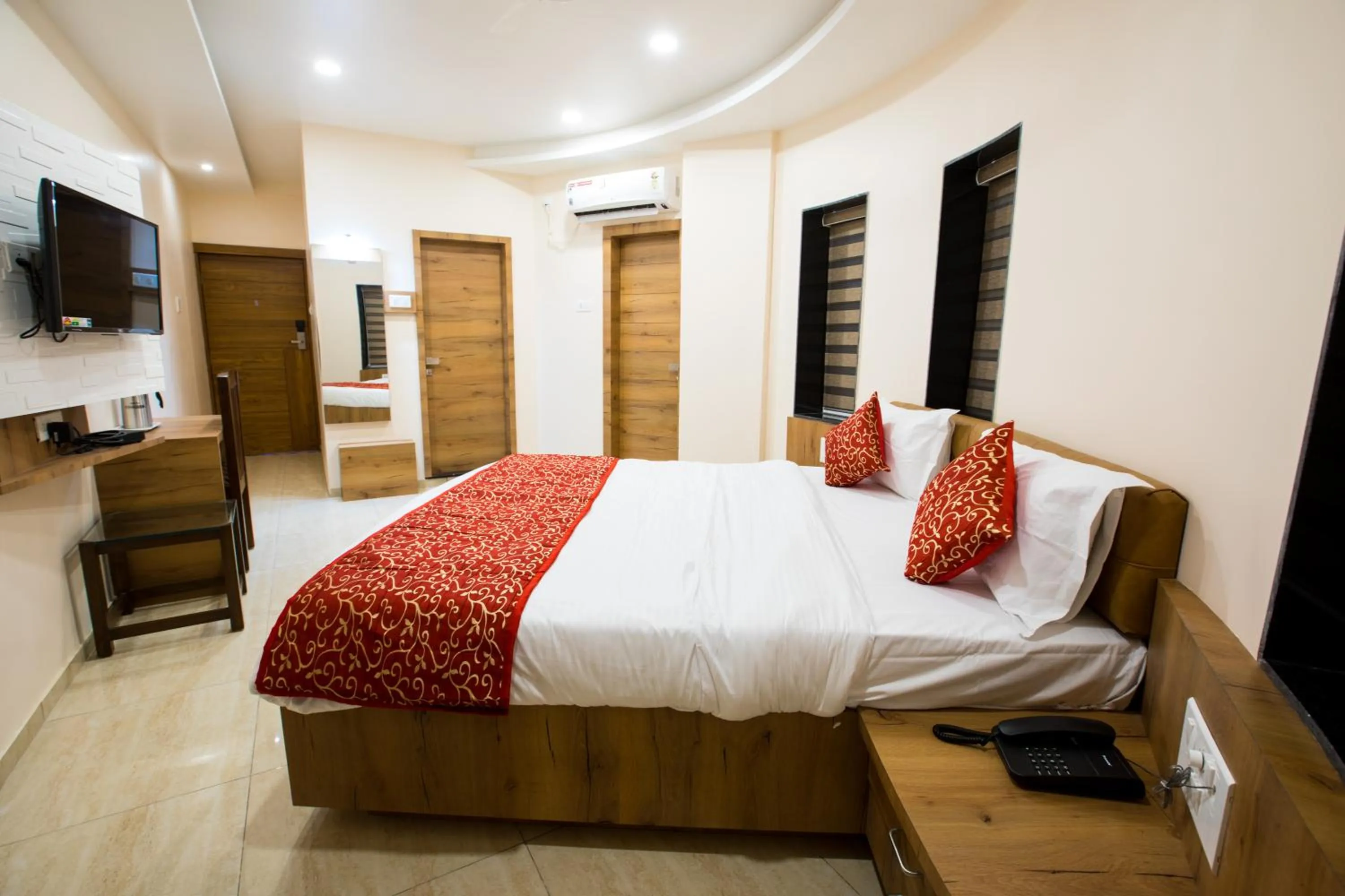 Photo of the whole room, Bed in Hotel Balaji Palace