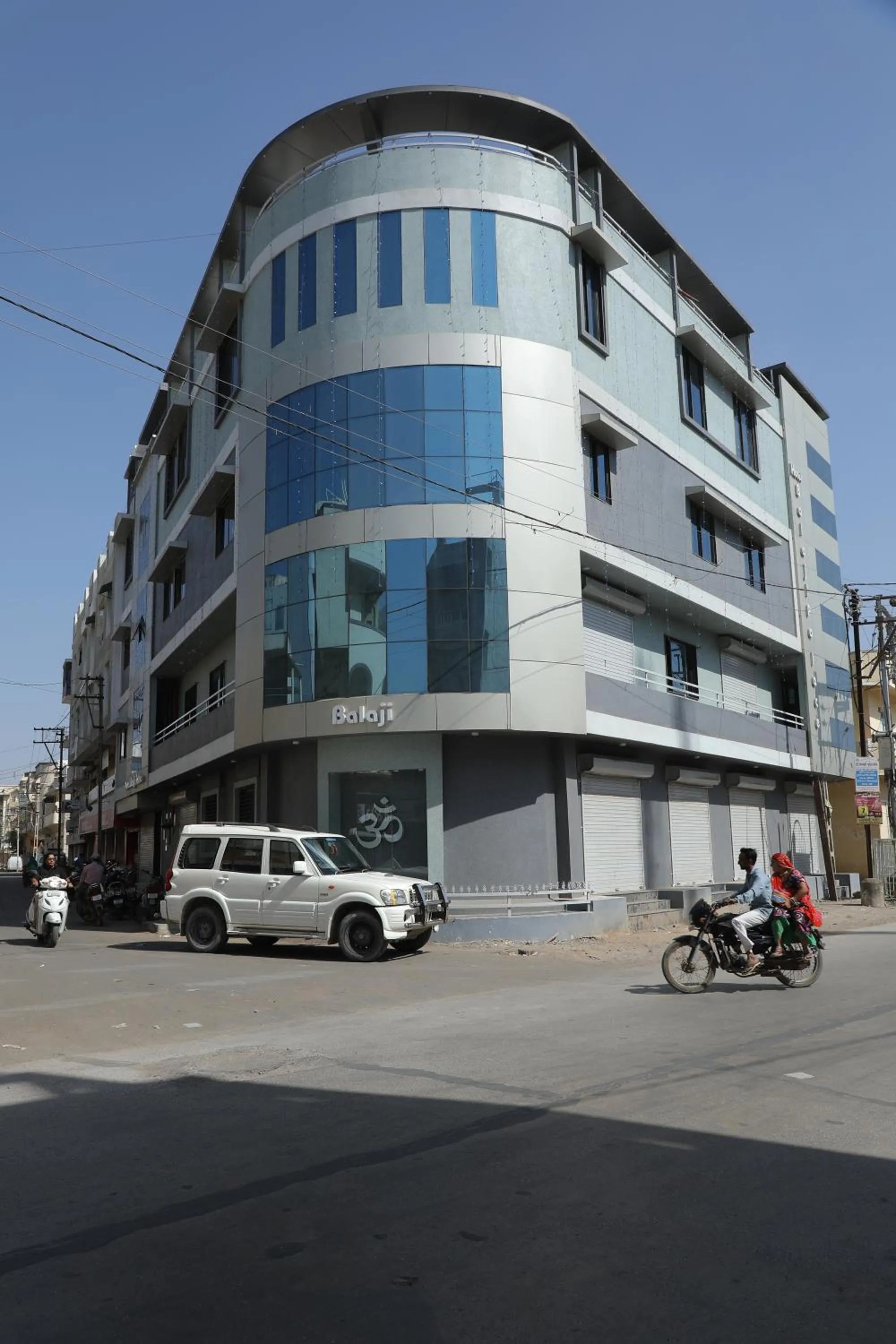 Property building in Hotel Balaji Palace