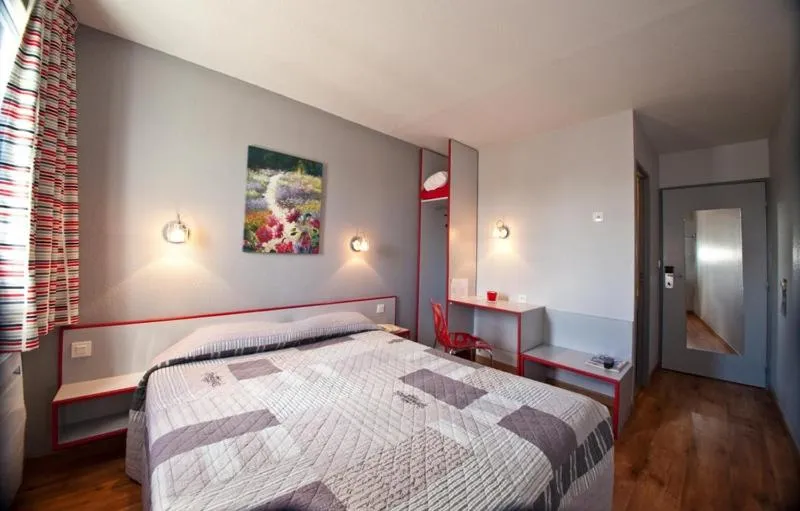 Bed in La Grange de Marie