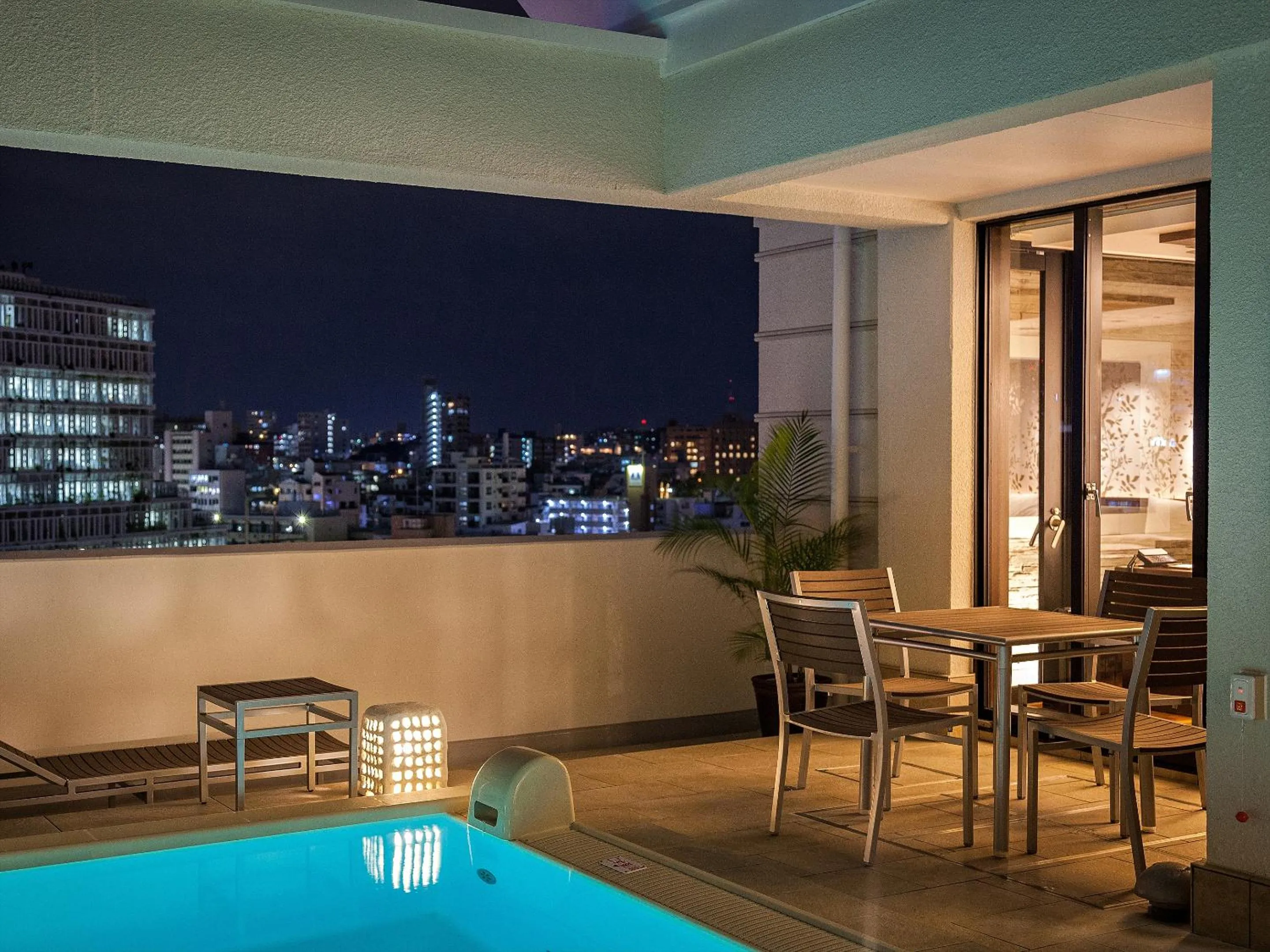 Swimming pool in Okinawa EXES Naha