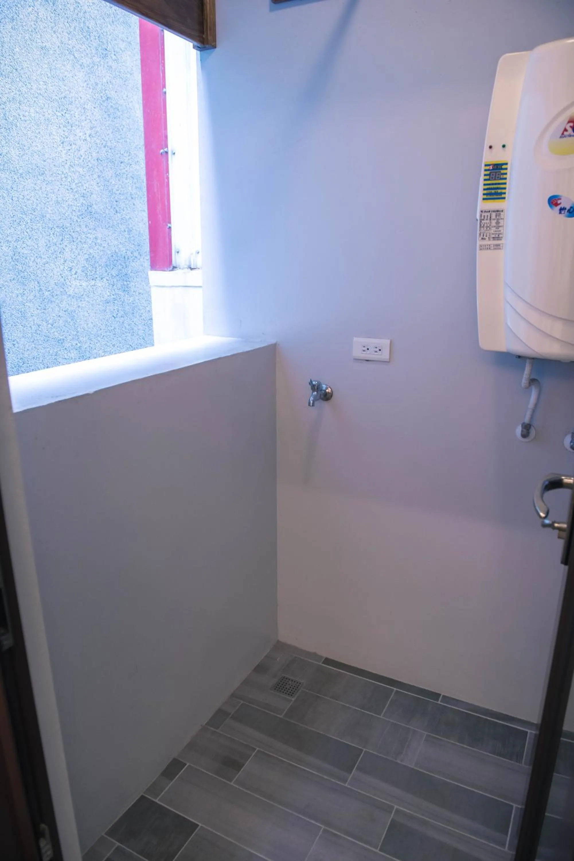 Happy Wing Guesthouse