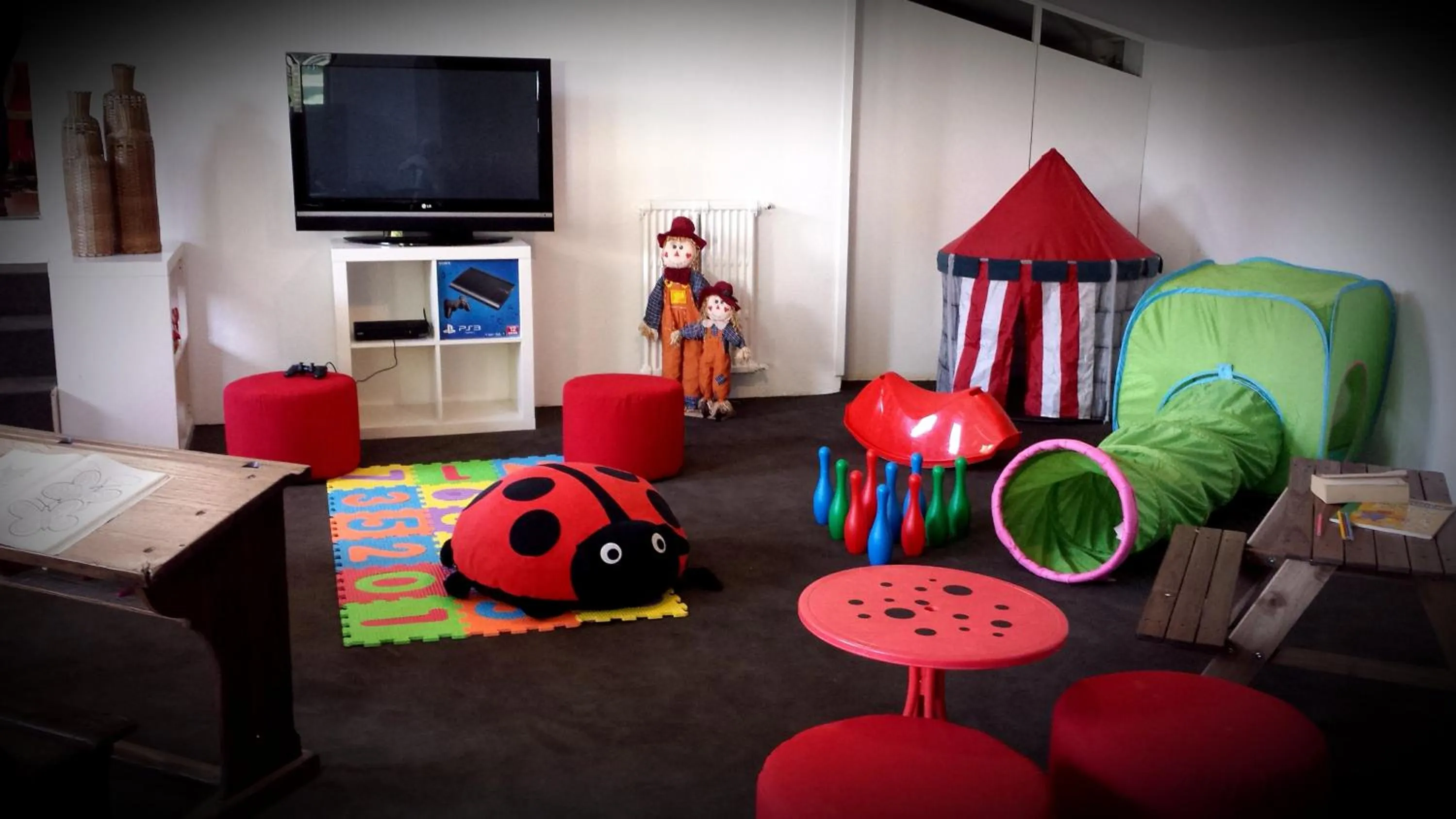 Children play ground in Aldeamento Turístico do Camarido, Nature & Beach Resort