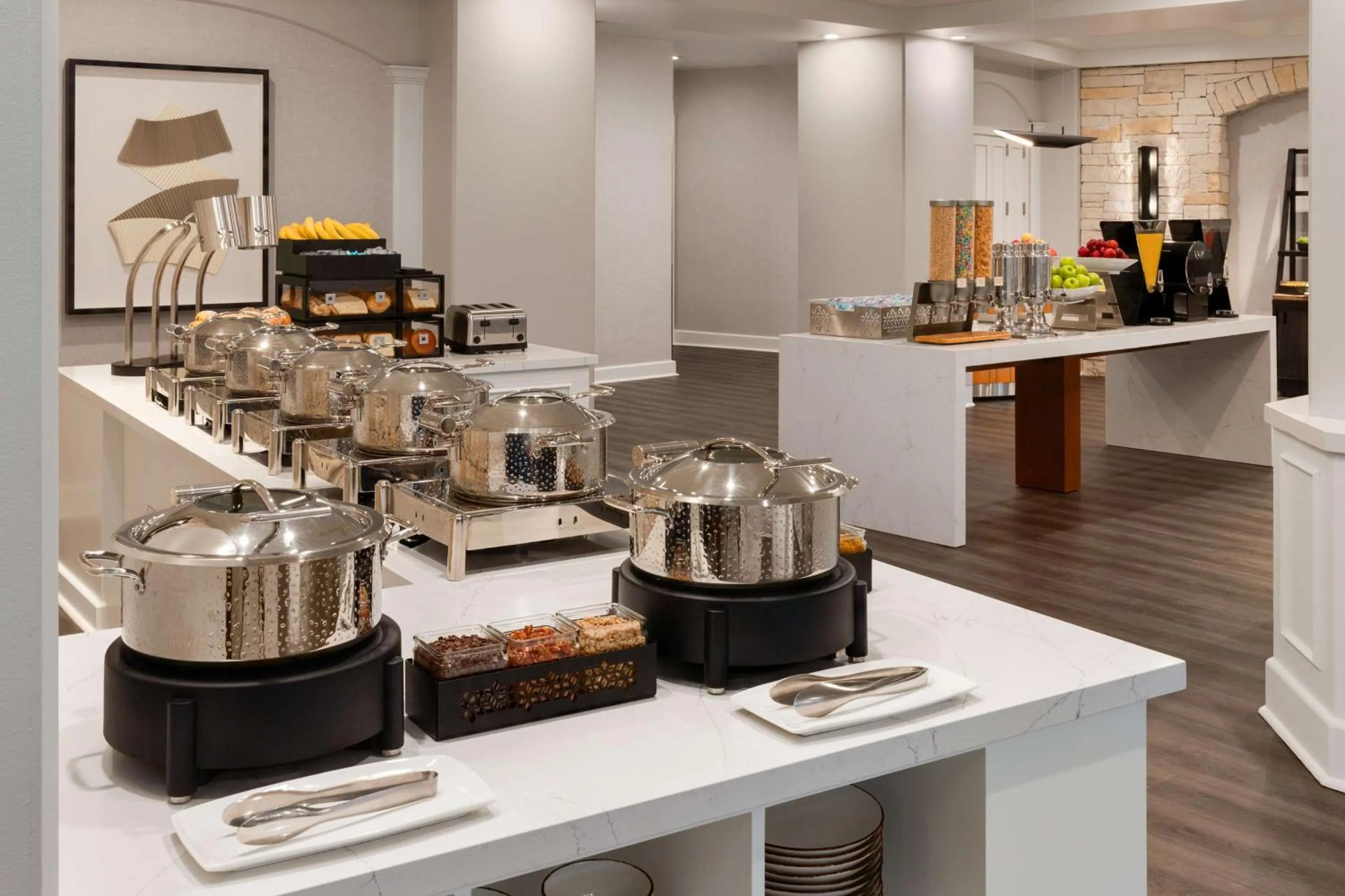 Breakfast in Hilton Dallas Lincoln Centre by the Galleria