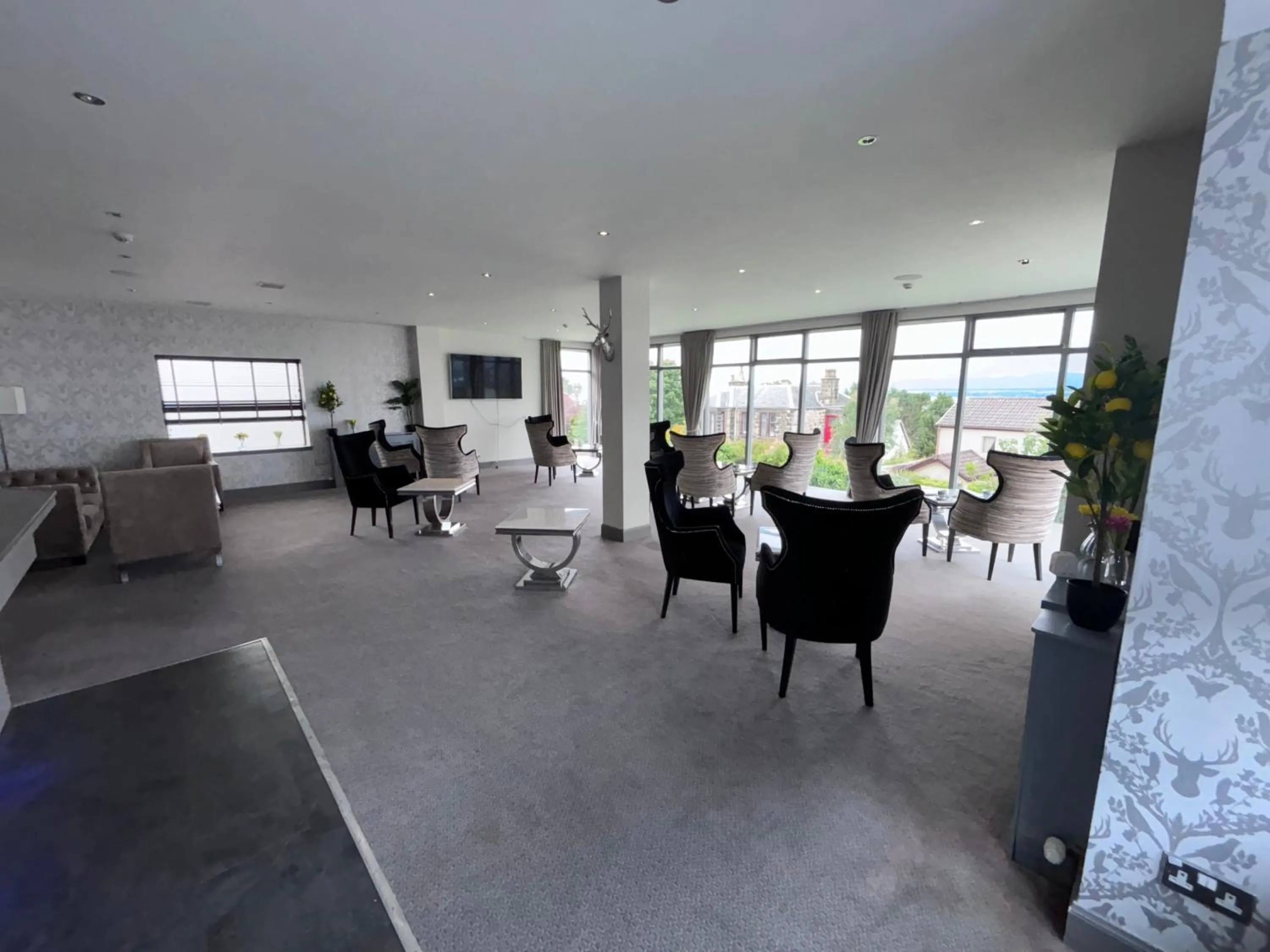 Lounge or bar in Richmond Park Hotel