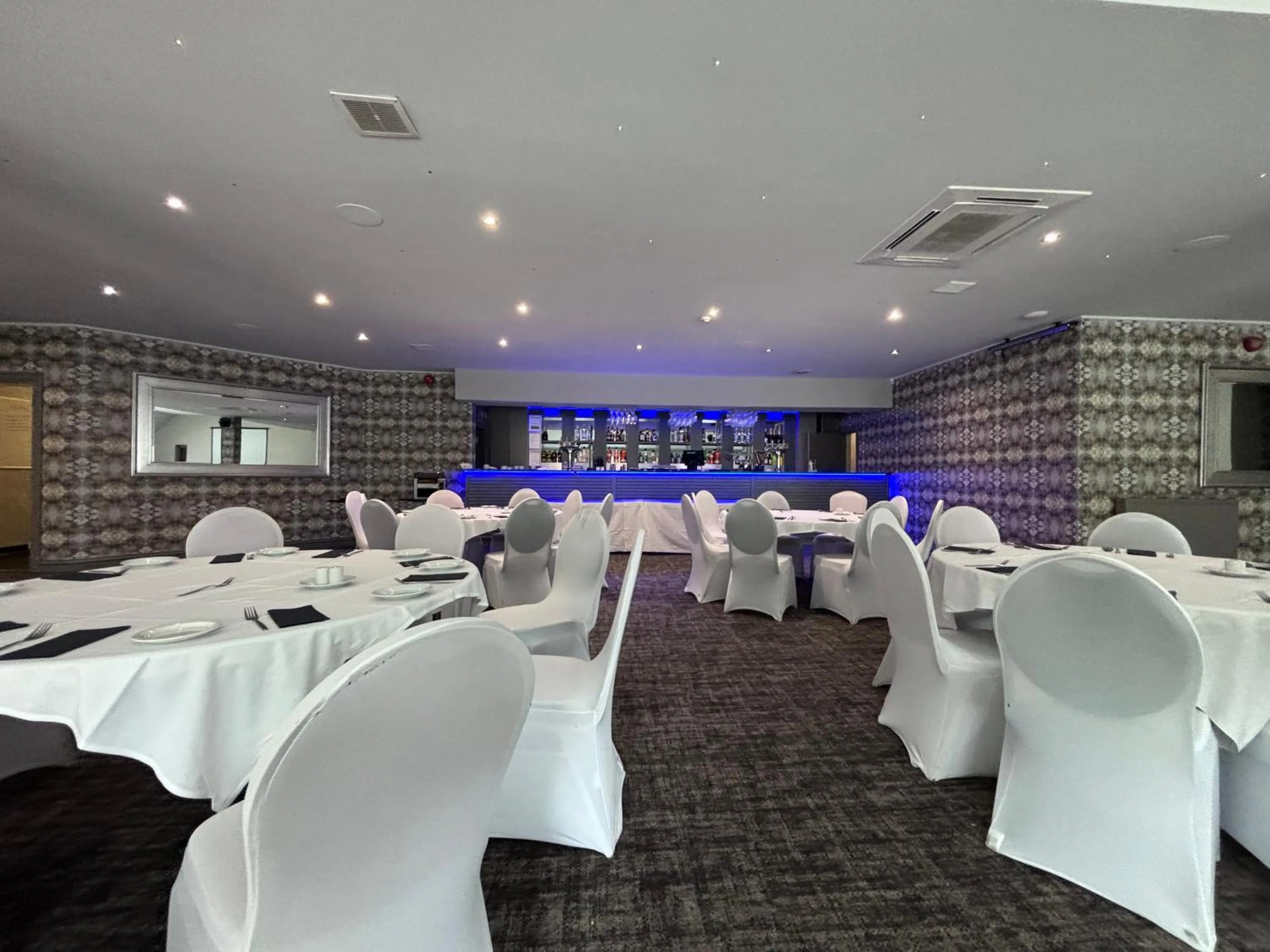 Breakfast in Richmond Park Hotel