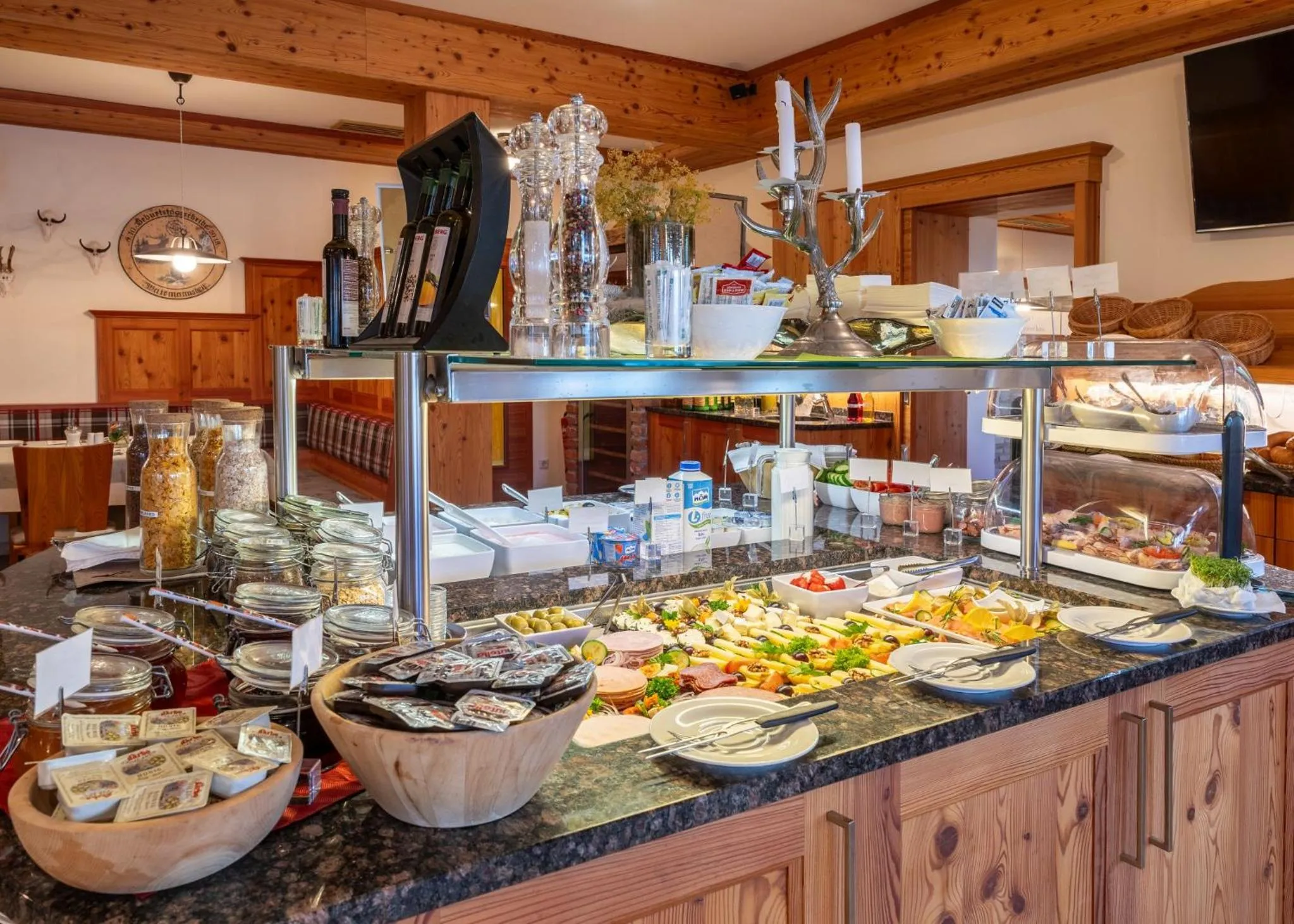 Breakfast in Hotel Schröckerhof