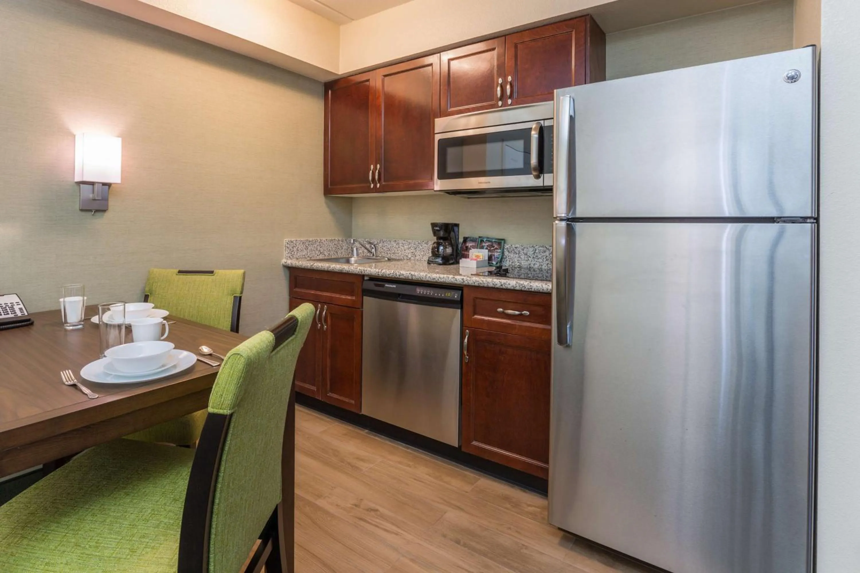 Kitchen or kitchenette in Homewood Suites by Hilton Ft. Worth-North at Fossil Creek