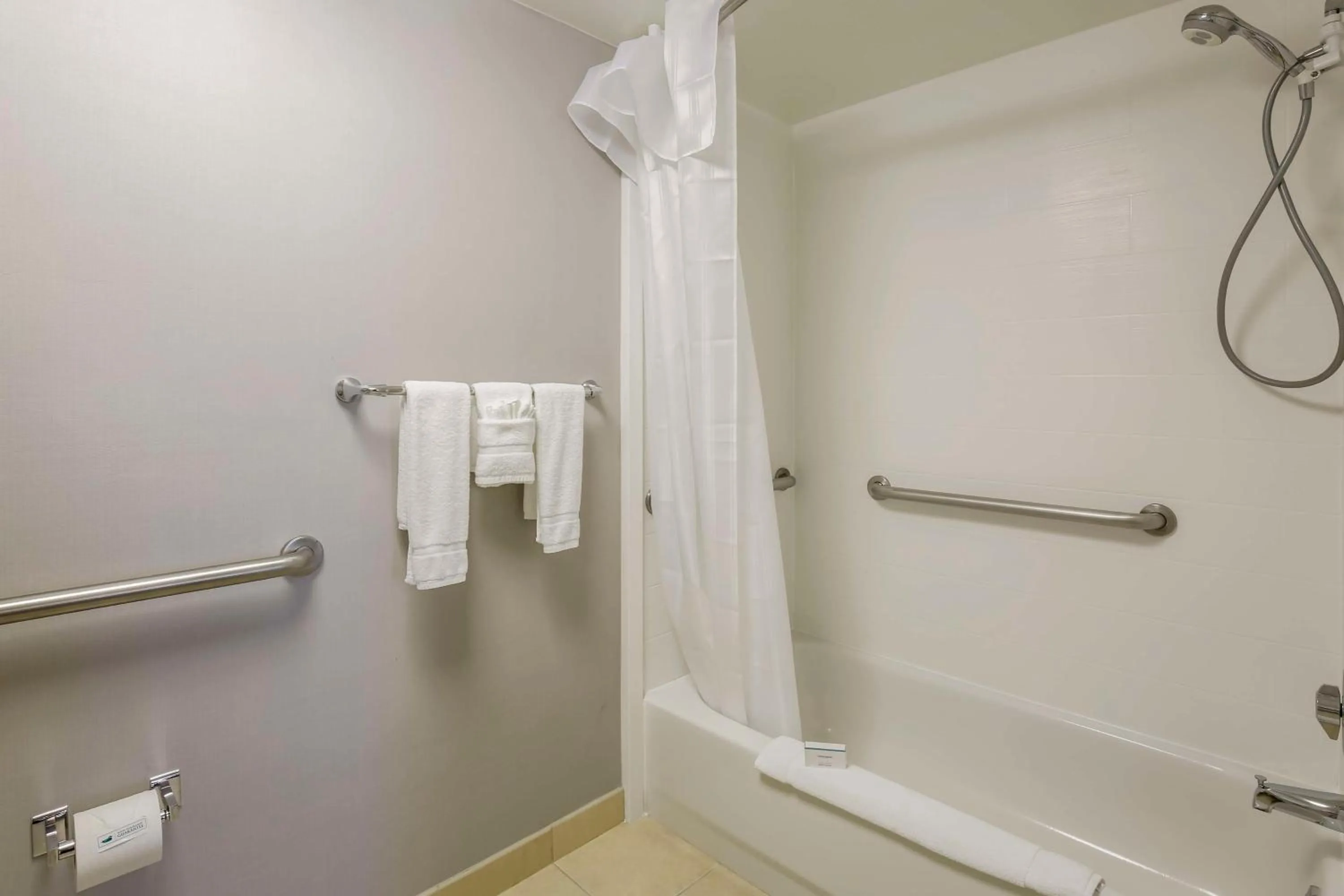 Bathroom in Homewood Suites by Hilton Ft. Worth-North at Fossil Creek