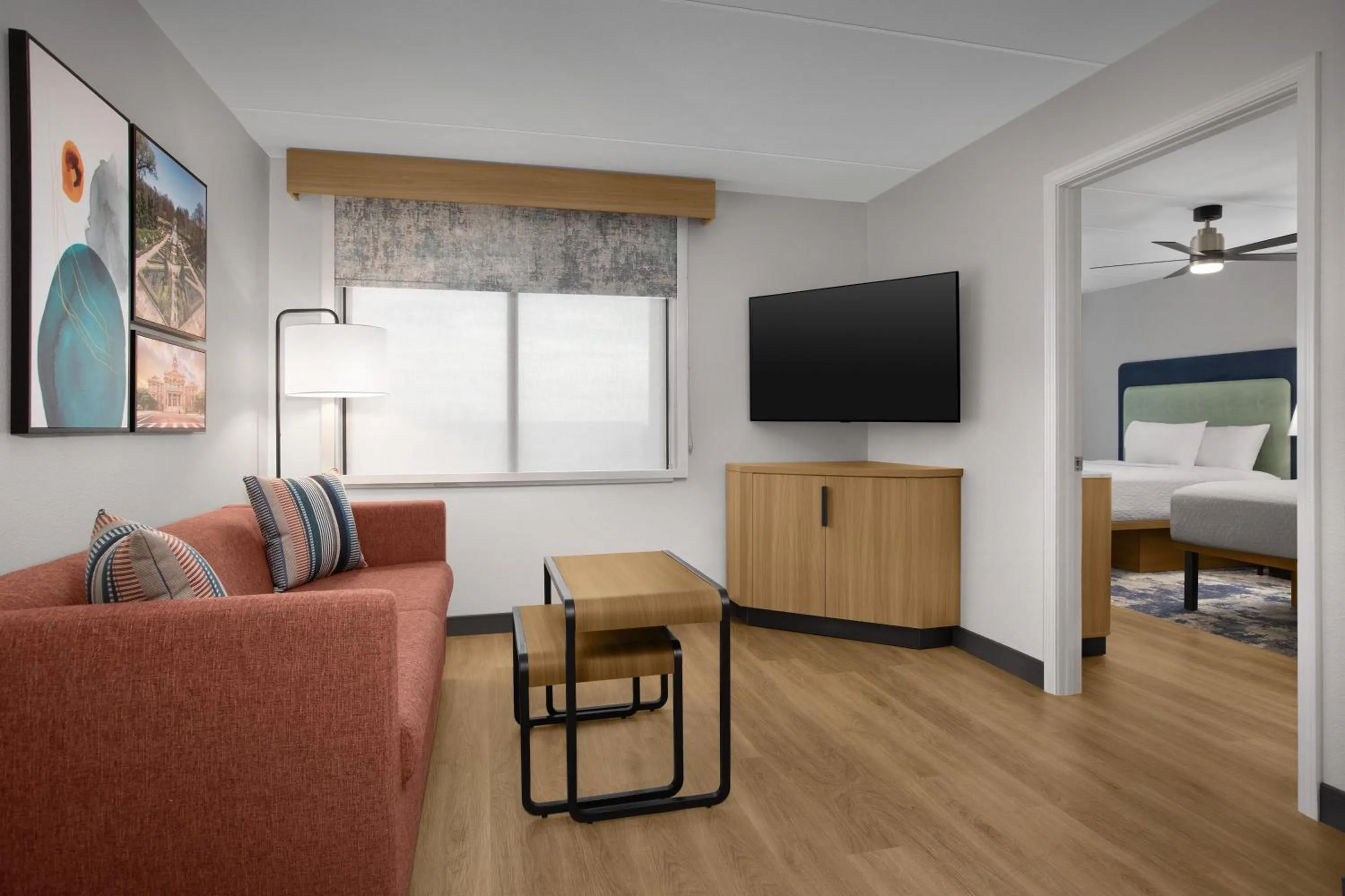 Living room, Bed in Homewood Suites by Hilton Ft. Worth-North at Fossil Creek