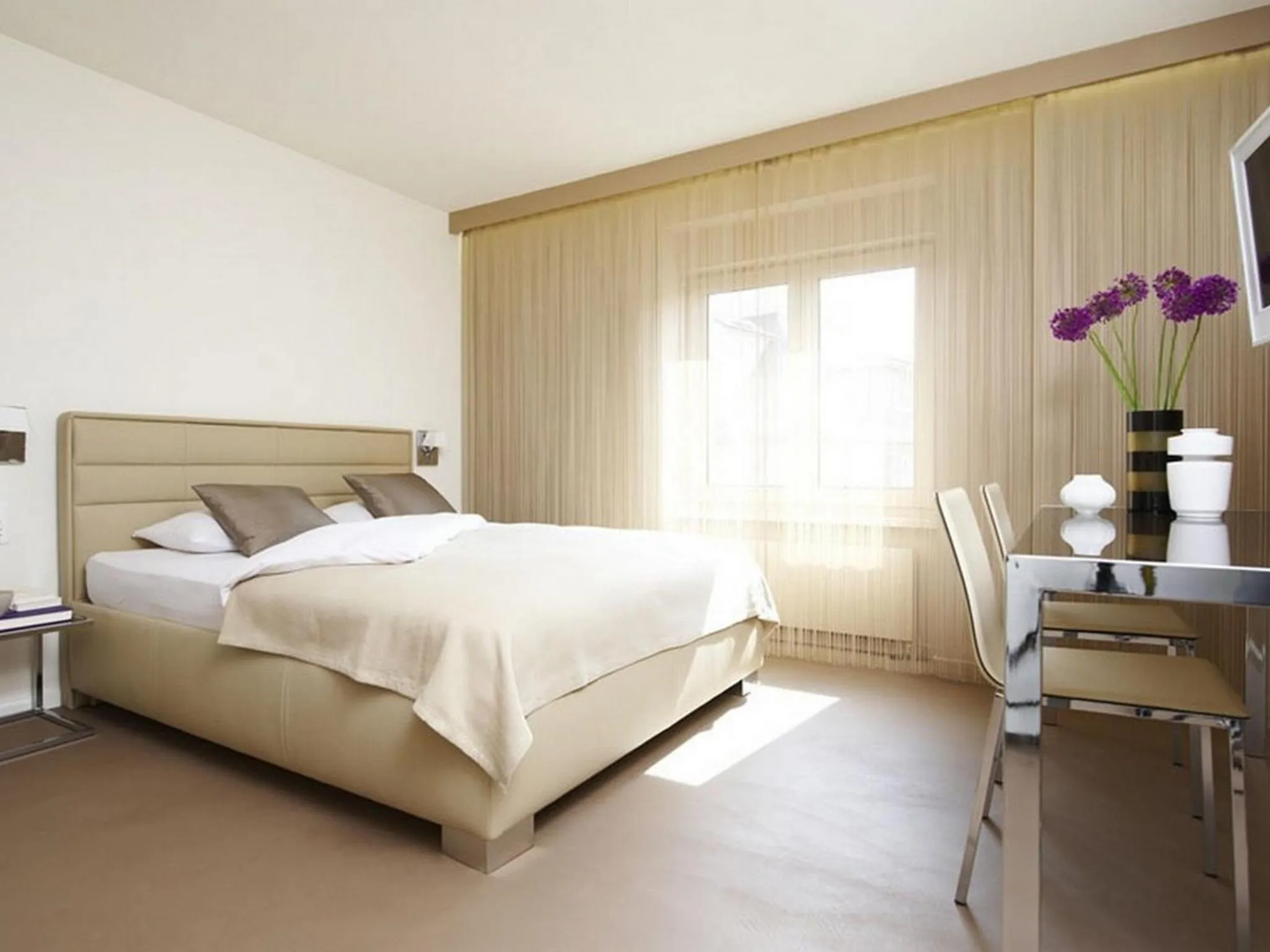 Bedroom, Bed in VISIONAPARTMENTS Cramerstrasse 2-6 - contactless check-in