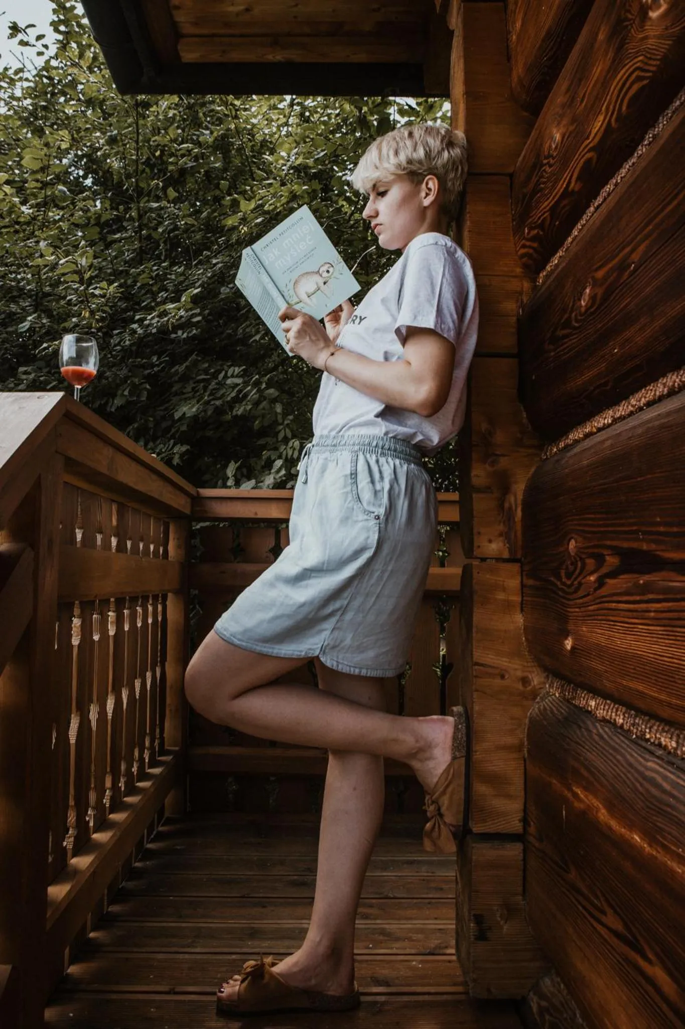 Property building in Willa Malinowa