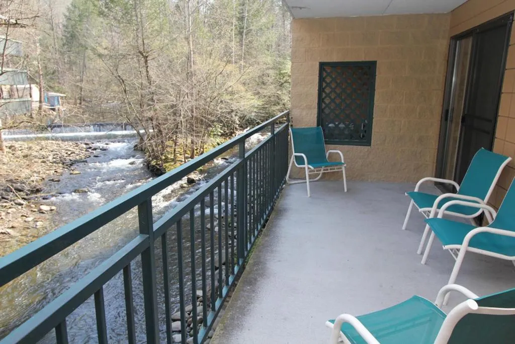 Balcony/Terrace in Park Place Condos