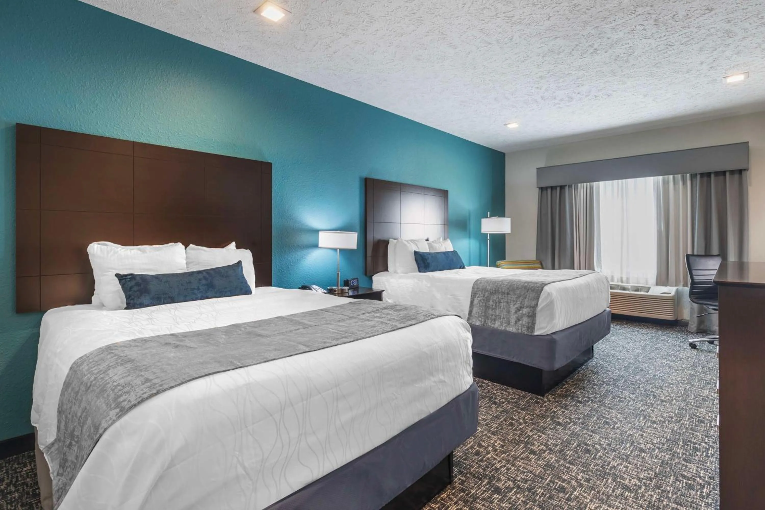 Bedroom, Bed in Best Western Plus Owensboro