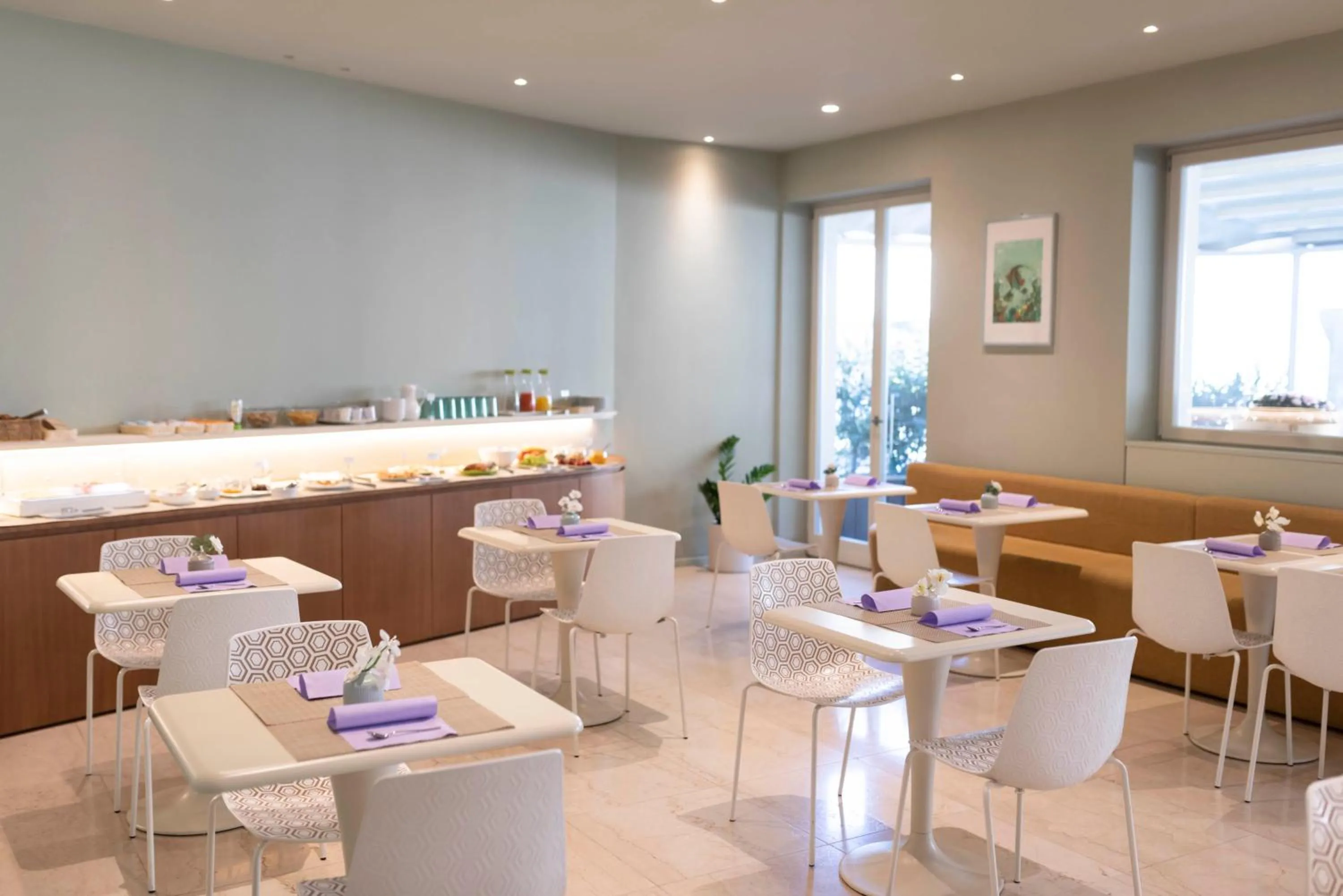 Breakfast in Aromi Piccolo Hotel