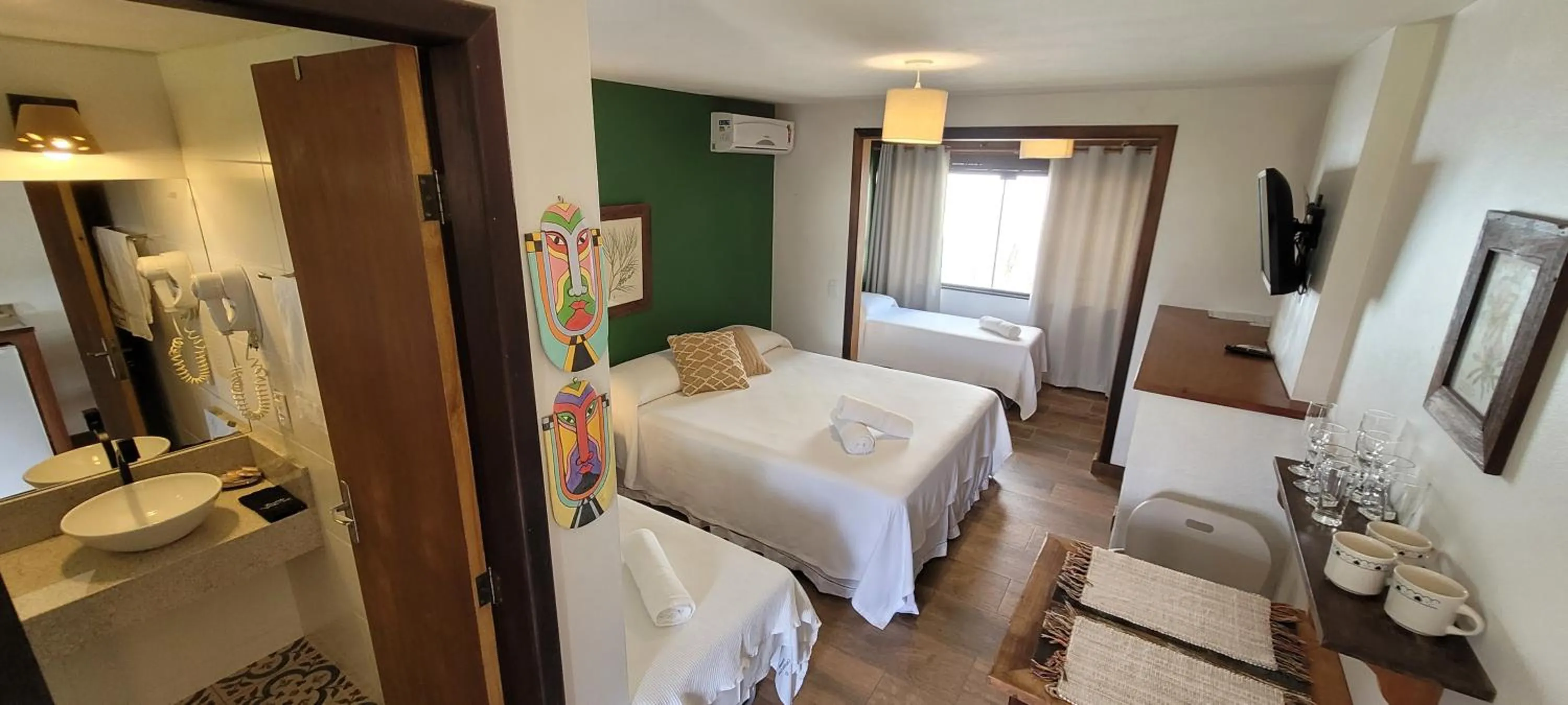 Bed in Pousada Capitão Cook, banheira, a 200 m do centro, amplo estacionamento, linda vista