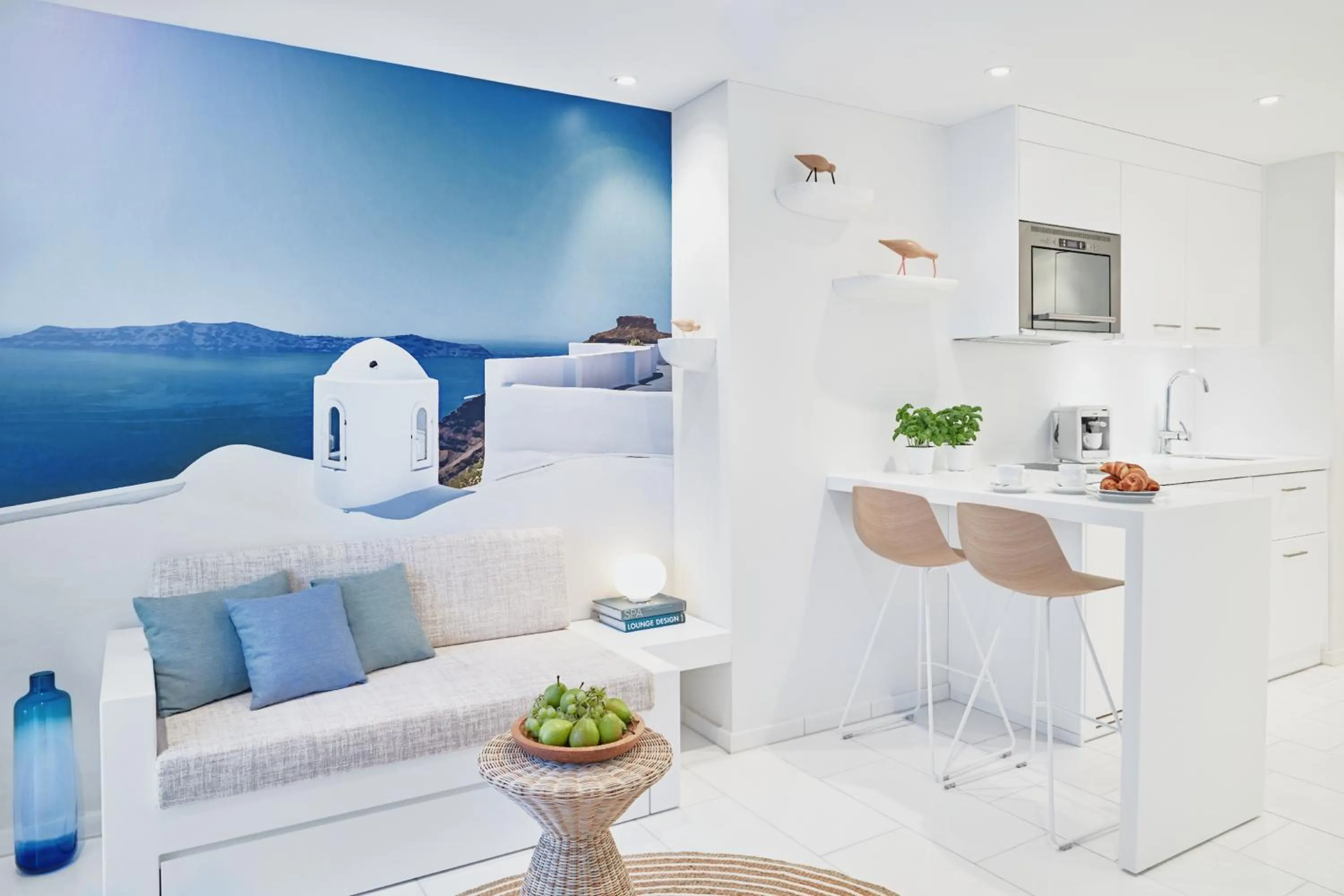 Dining area in VISIONAPARTMENTS Militärstrasse - contactless check-in