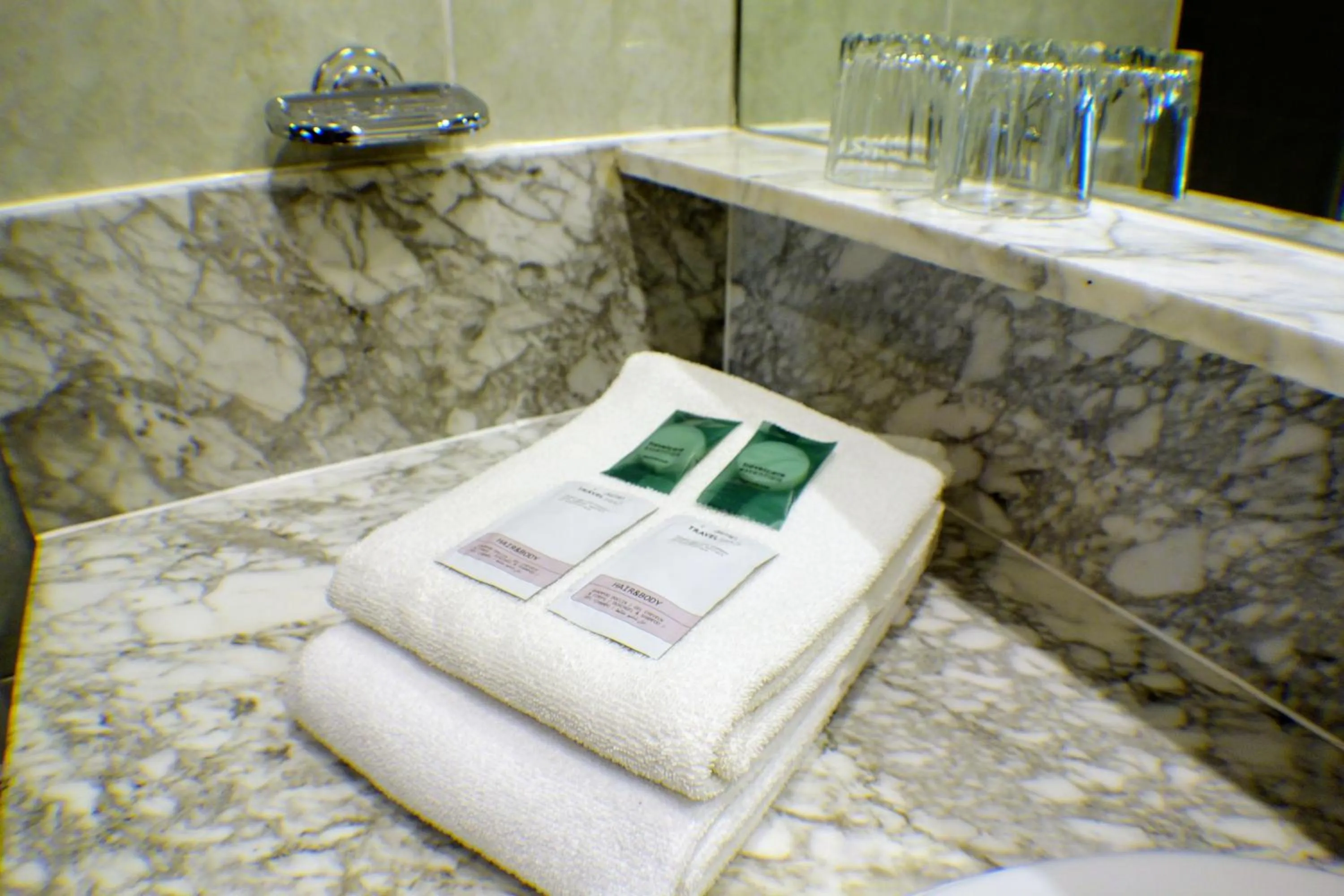 Shower in Trípolis Toledo