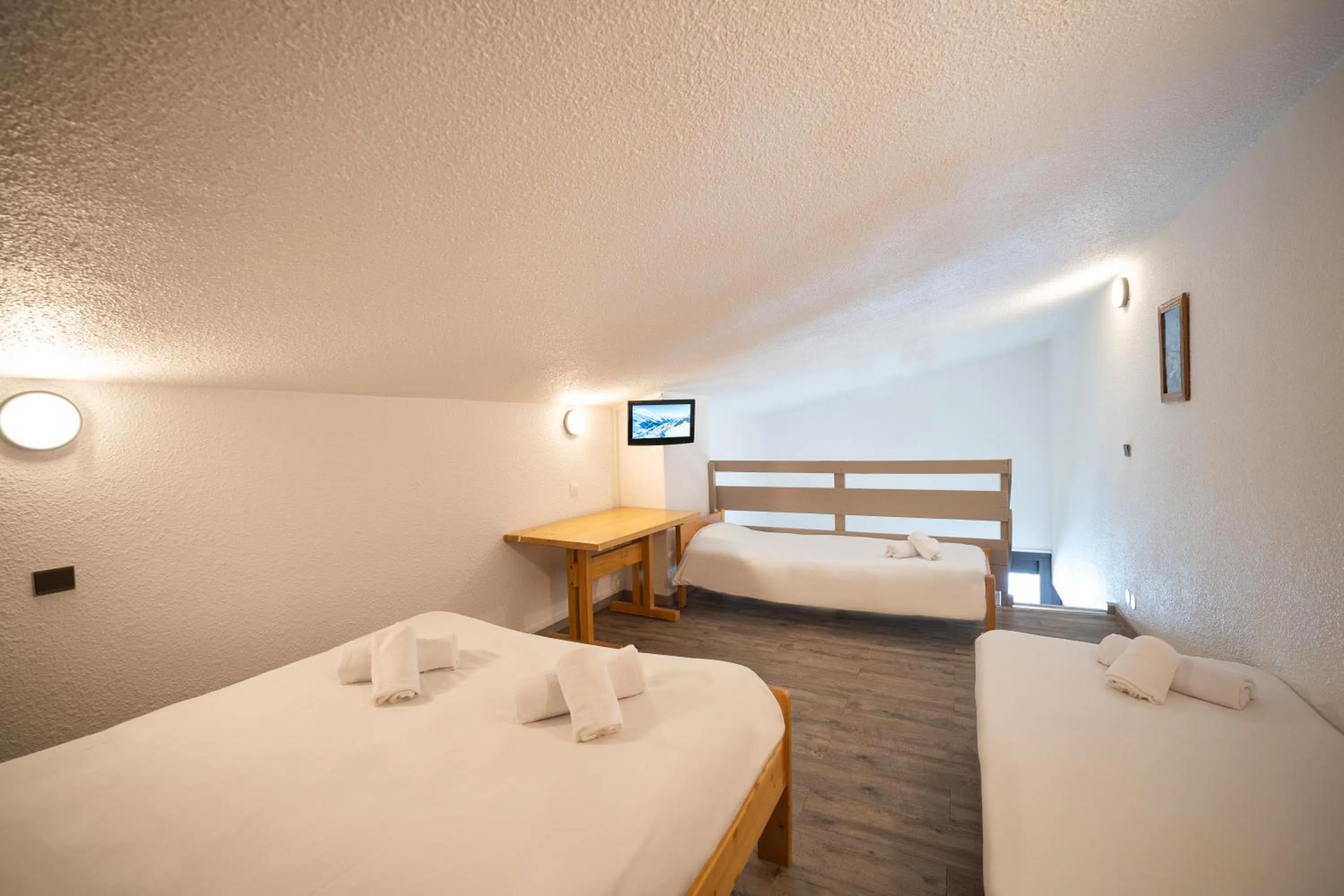 Photo of the whole room, Bed in Résidence Azureva Les Menuires