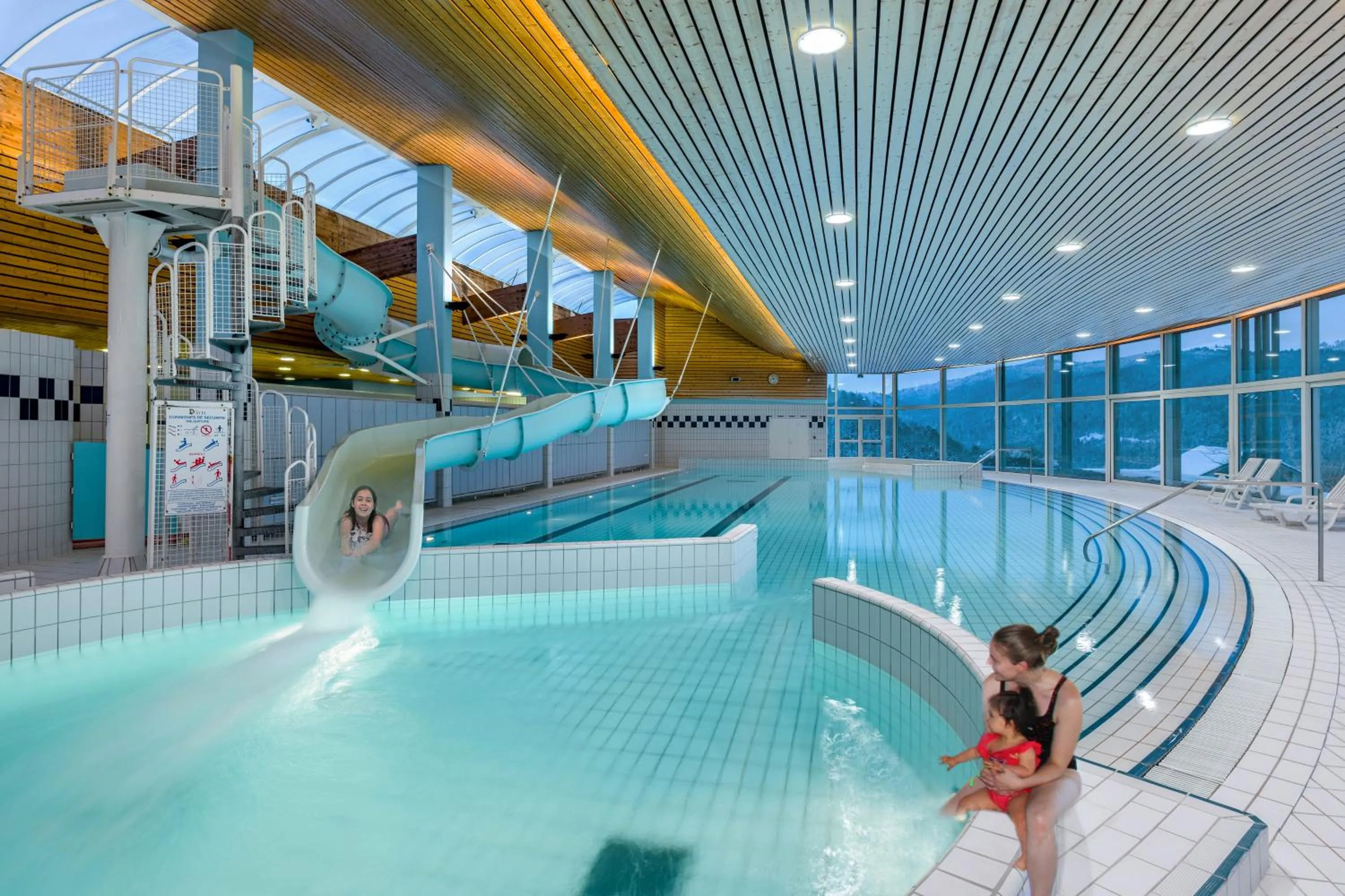 Swimming pool in Azureva Bussang