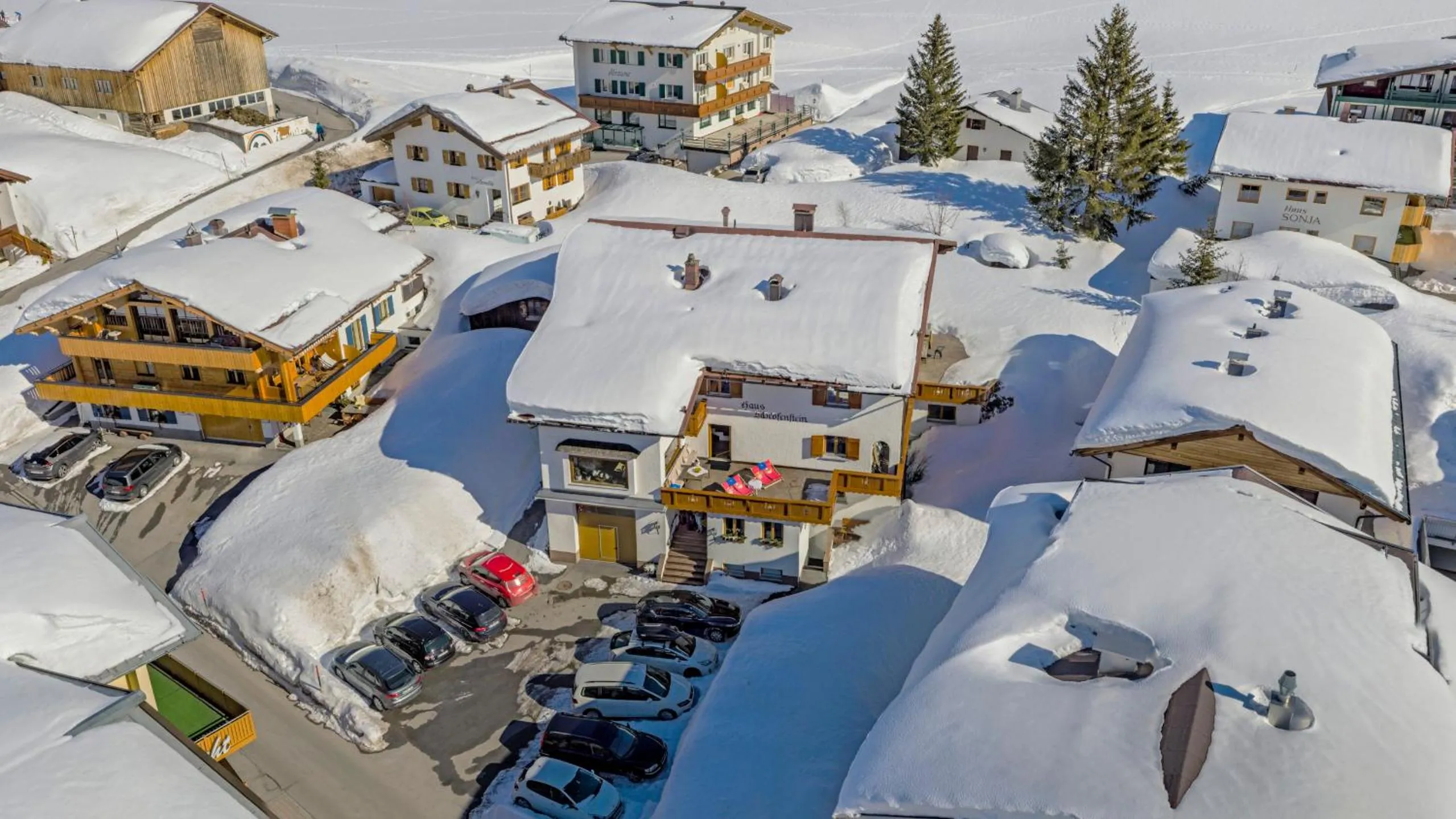 Bird's eye view in Haus Schrofenstein