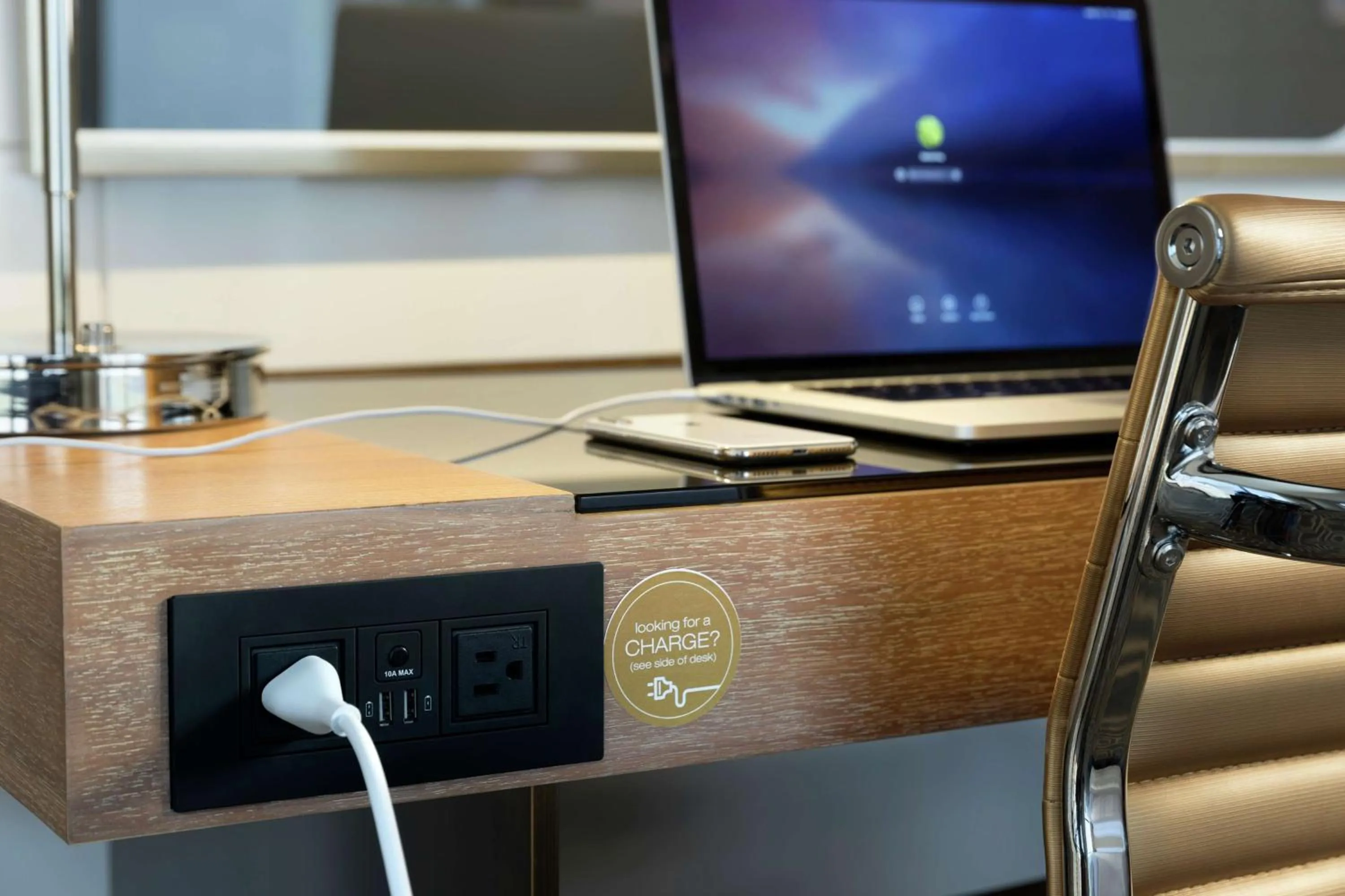 Bedroom in DoubleTree by Hilton Hotel Dallas Campbell Centre