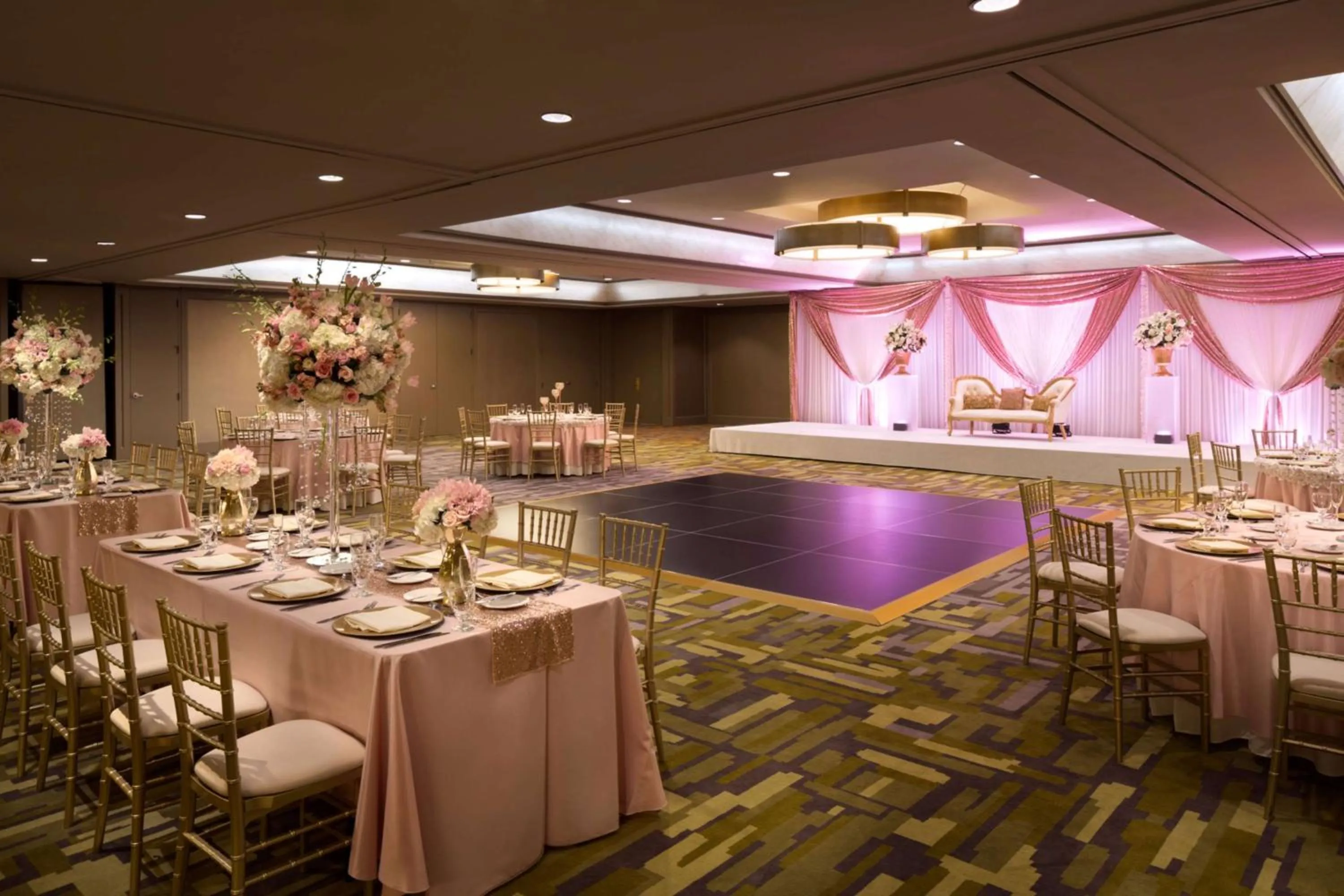 Meeting/conference room in DoubleTree by Hilton Hotel Dallas Campbell Centre