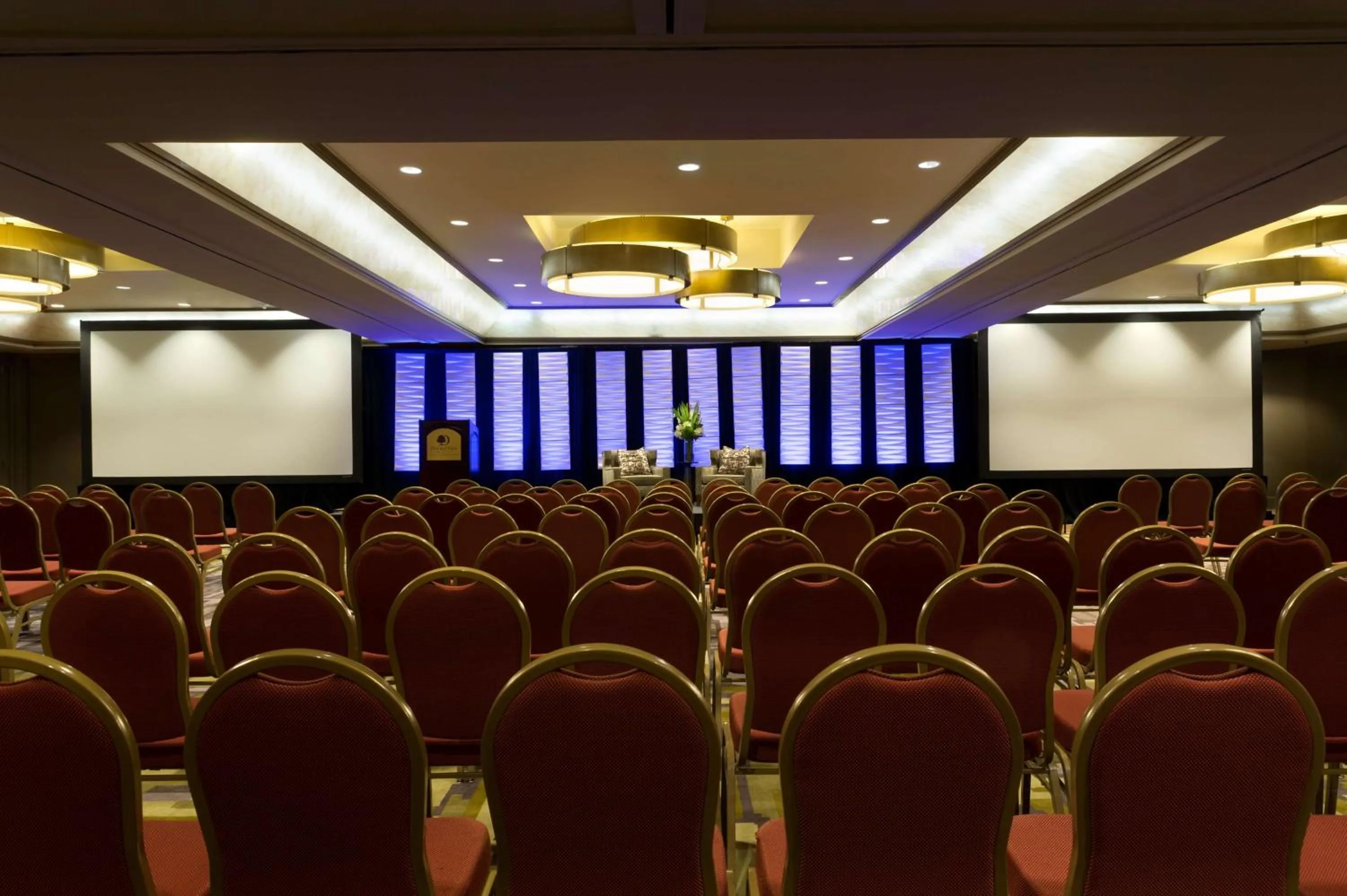 Meeting/conference room in DoubleTree by Hilton Hotel Dallas Campbell Centre