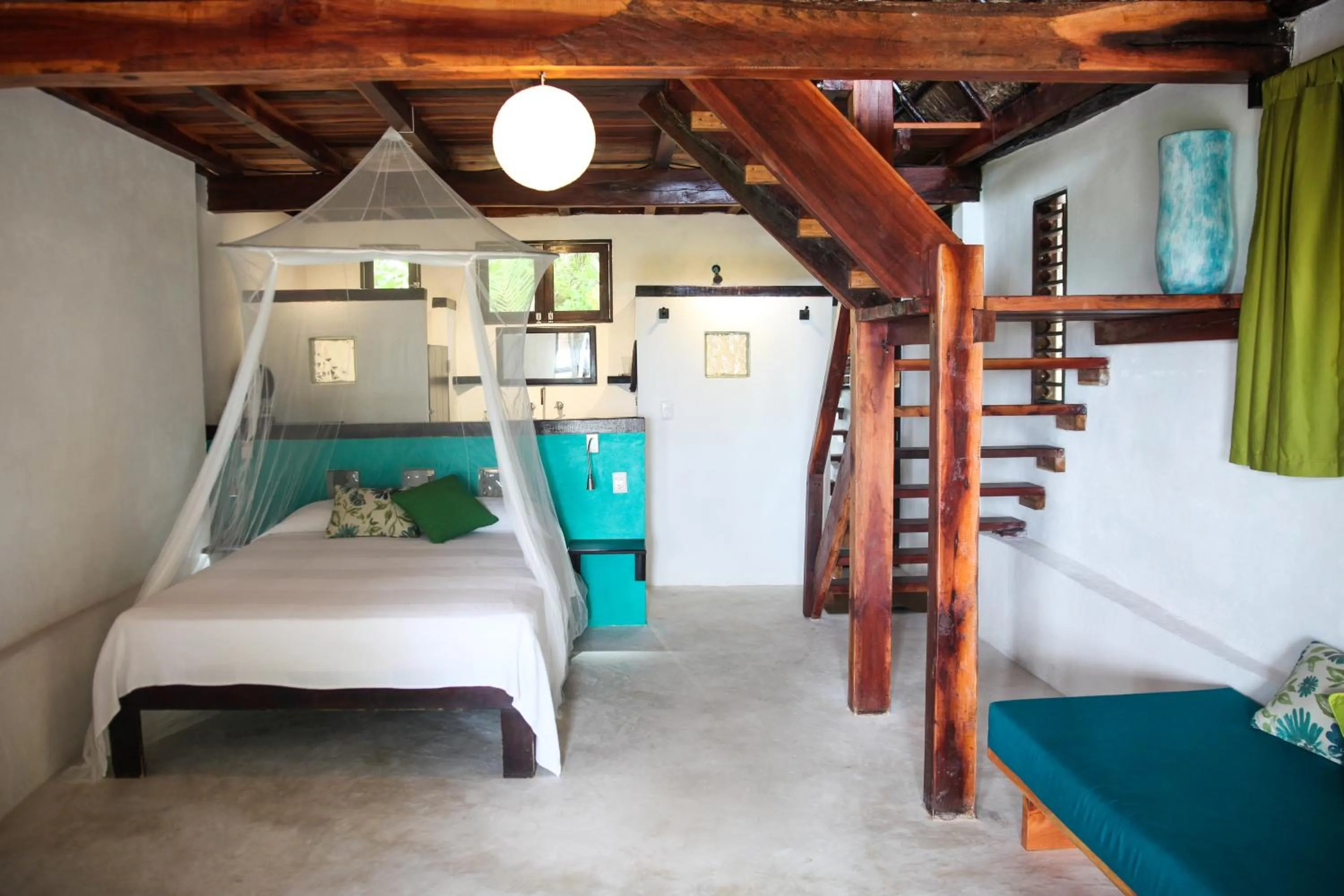 Photo of the whole room in Playa Selva