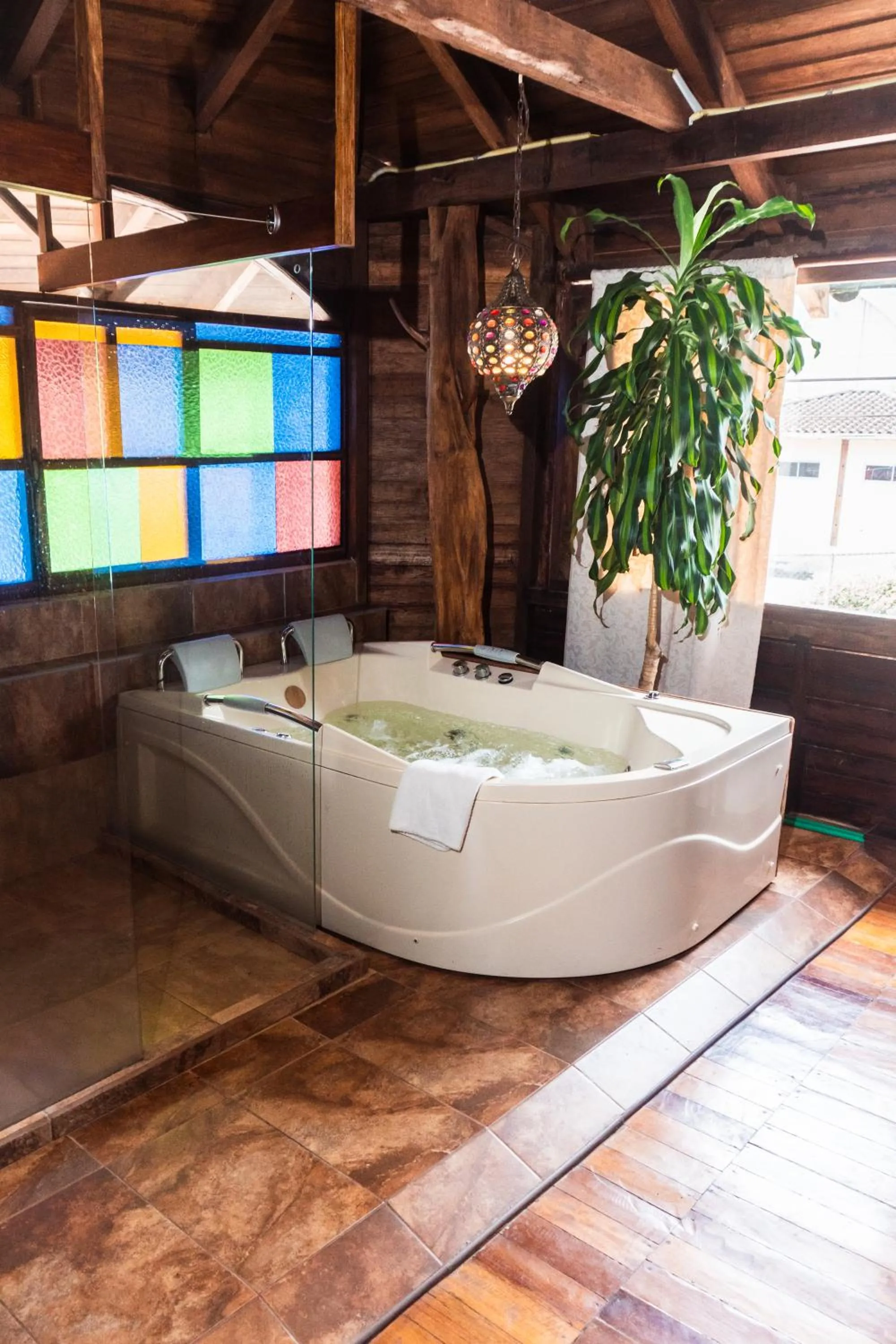 Hot Tub in Spa Hosteria Miramelindo