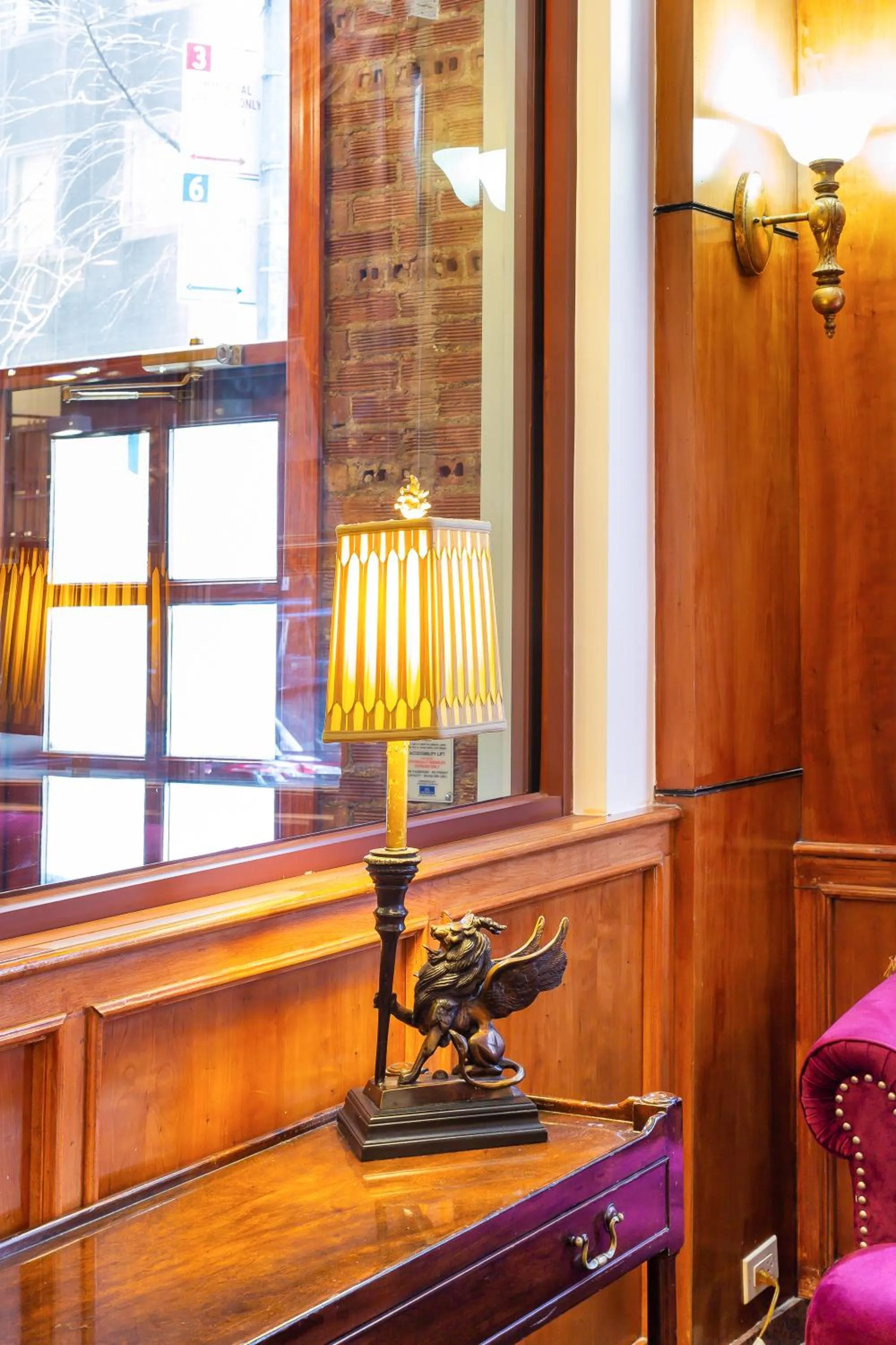 Lobby or reception in Hotel St. James