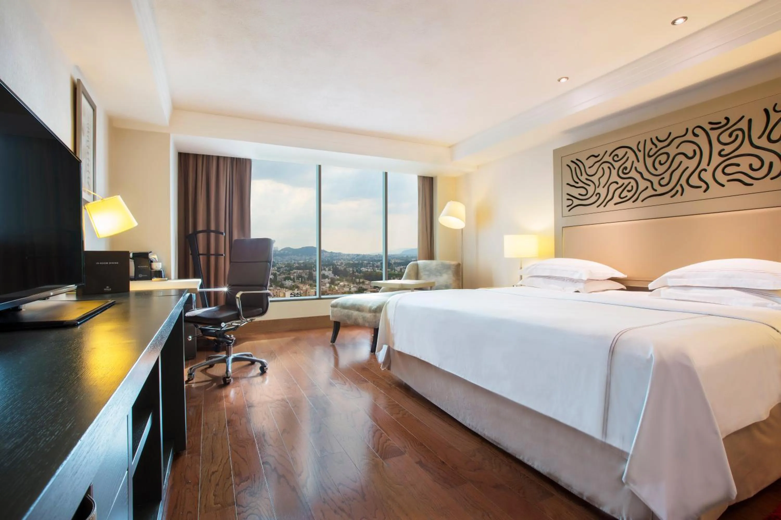 View (from property/room), Bed in Barcelo Guadalajara