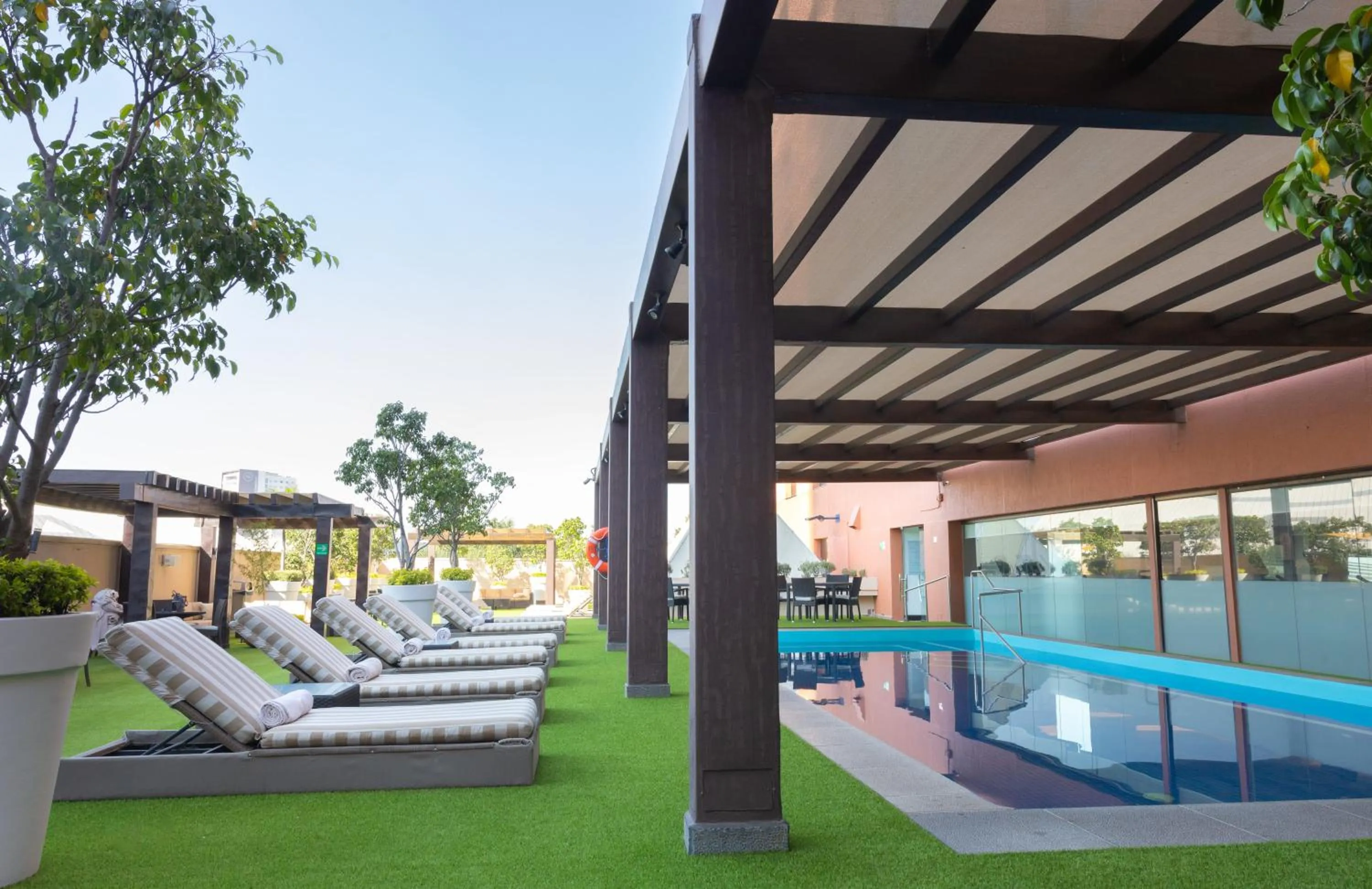 Swimming pool in Barcelo Guadalajara