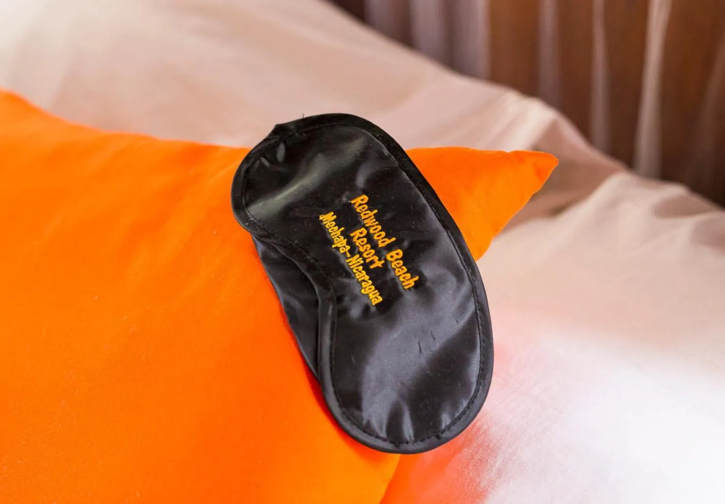 Logo/Certificate/Sign, Bed in Redwood Beach Resort