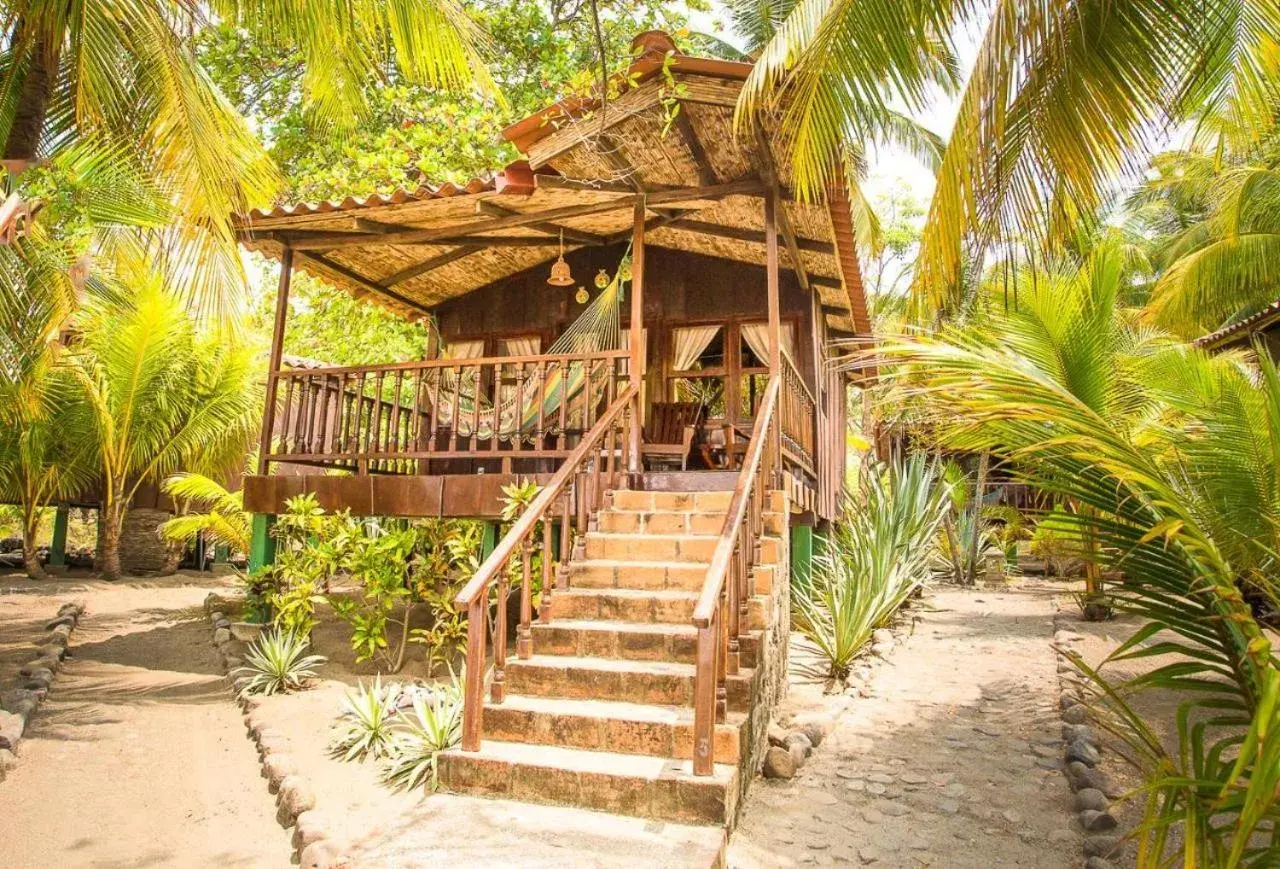 Deluxe Quadruple Room - Ocean Front in Redwood Beach Resort Deluxe Quadruple Room - Ocean Front in Redwood Beach Resort