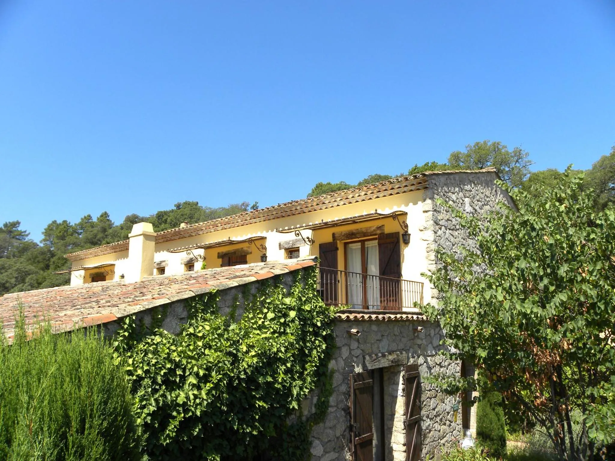 Facade/entrance in La Bergerie