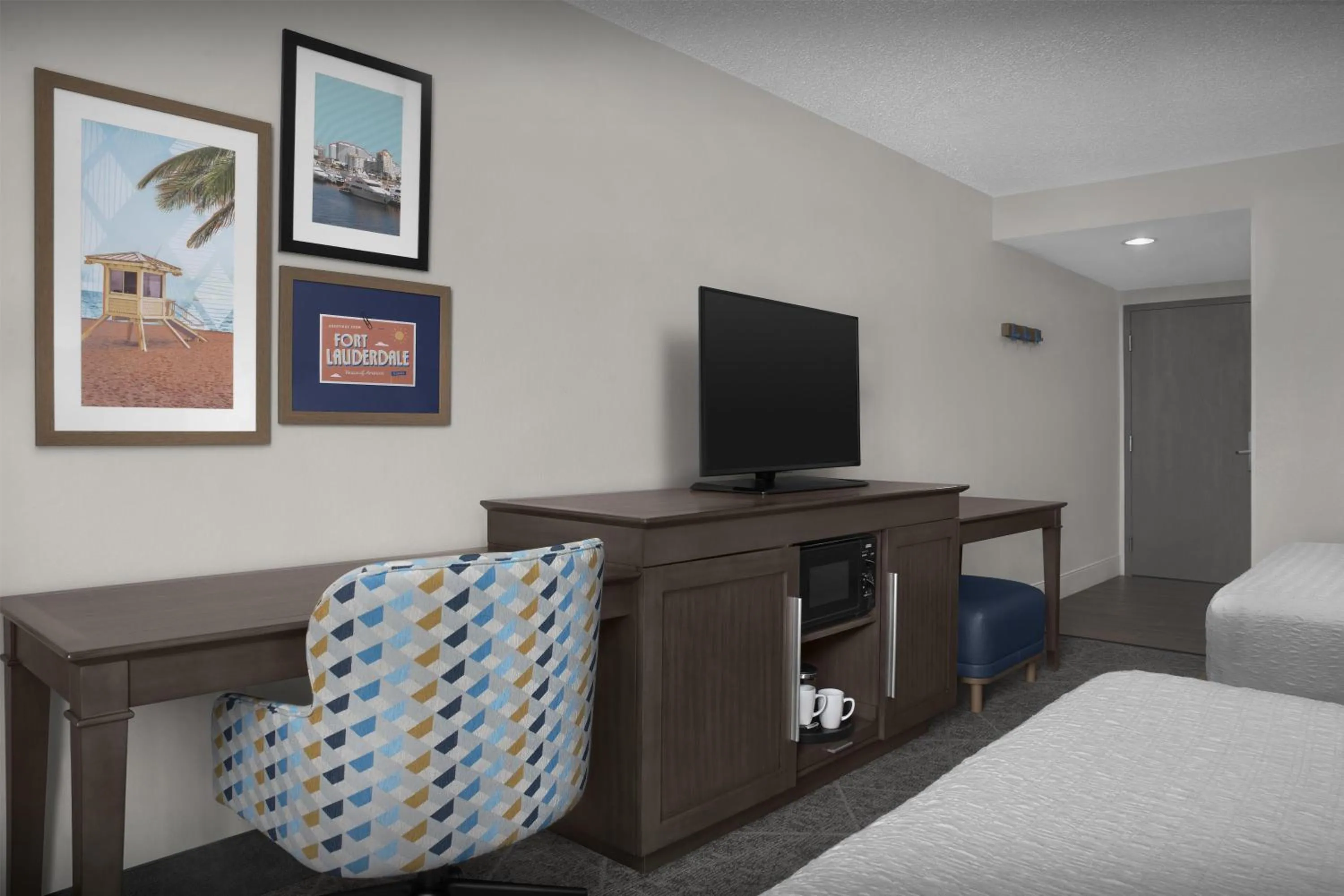 Bed in Hampton Inn Fort Lauderdale Downtown Las Olas Area