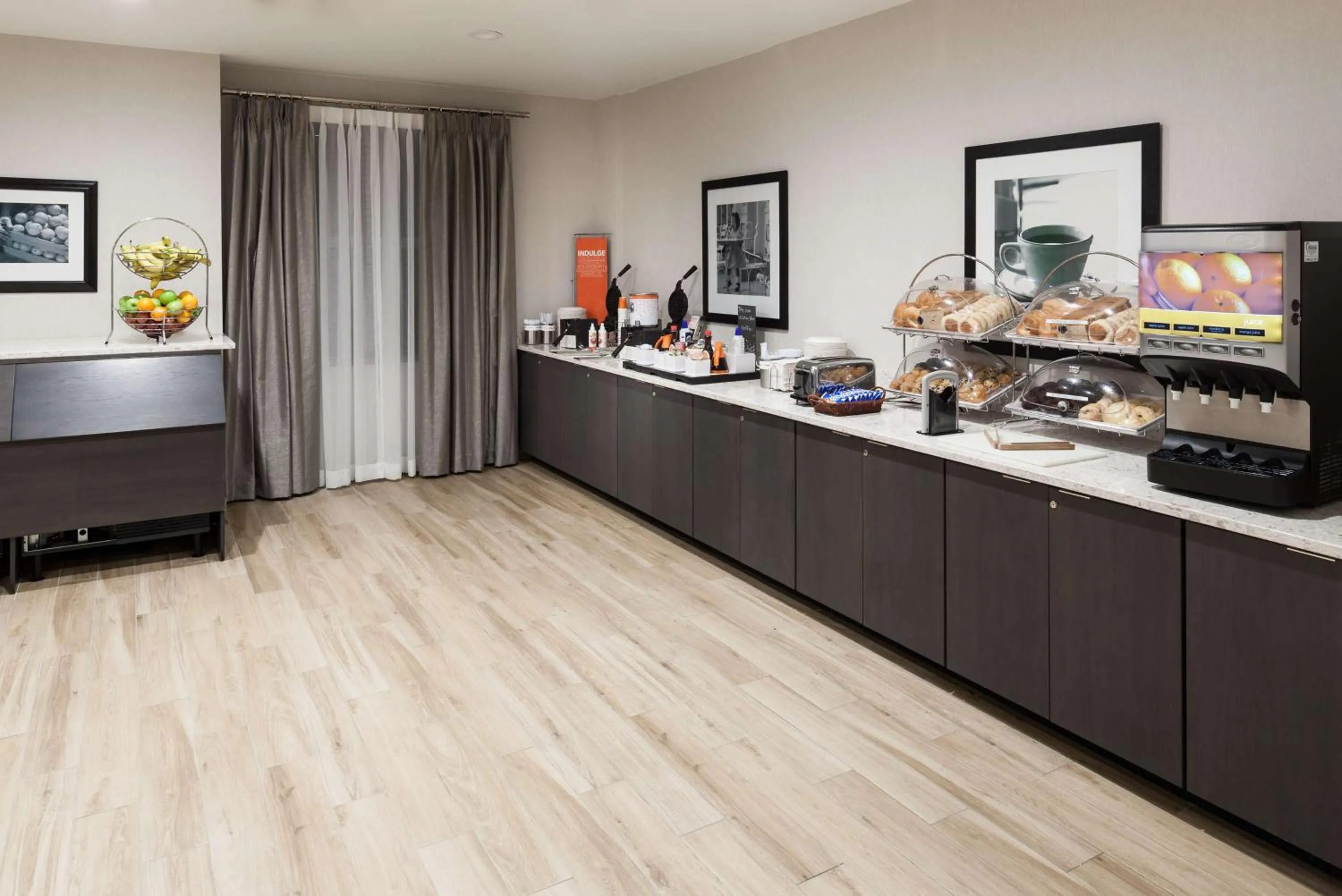 Breakfast in Hampton Inn Fort Lauderdale Downtown Las Olas Area