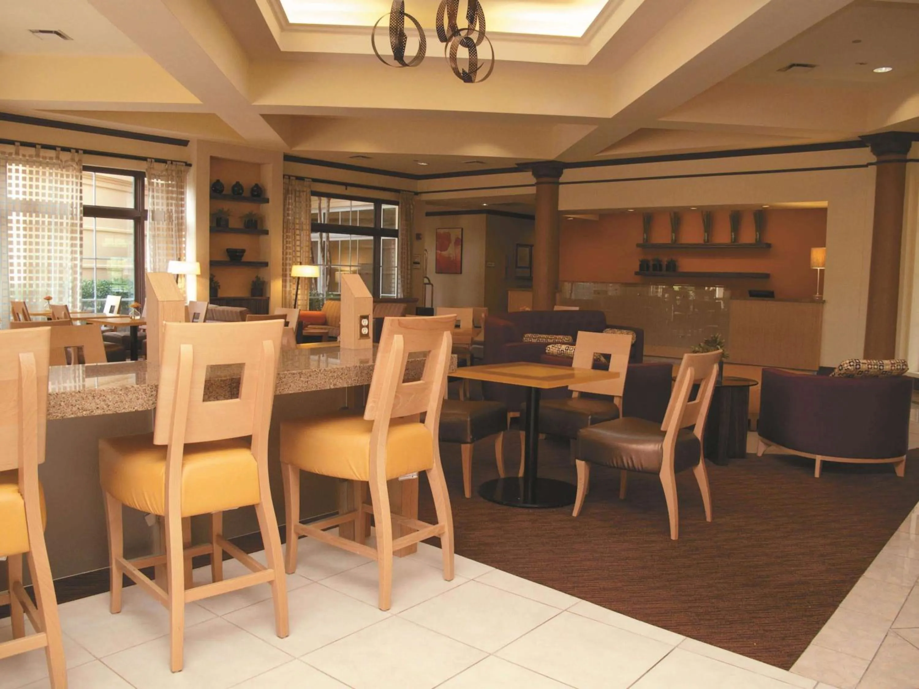 Restaurant/places to eat in La Quinta by Wyndham Raleigh/Durham Southpoint