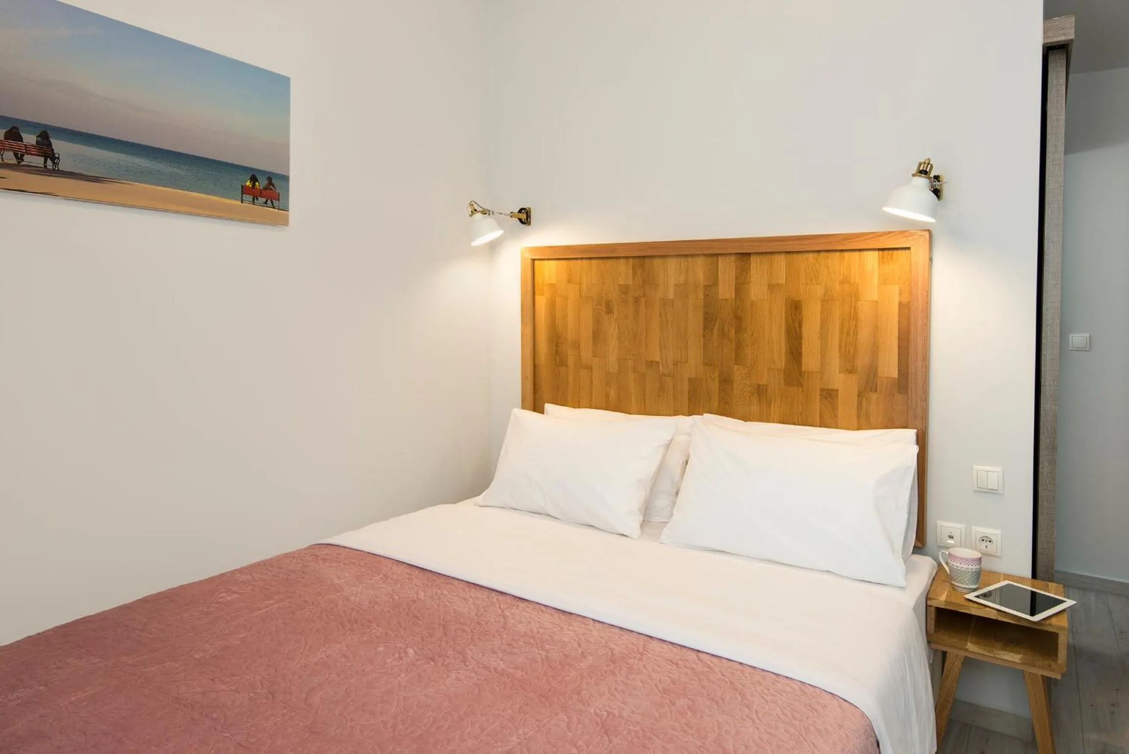 Bedroom, Bed in DownTown Hotel