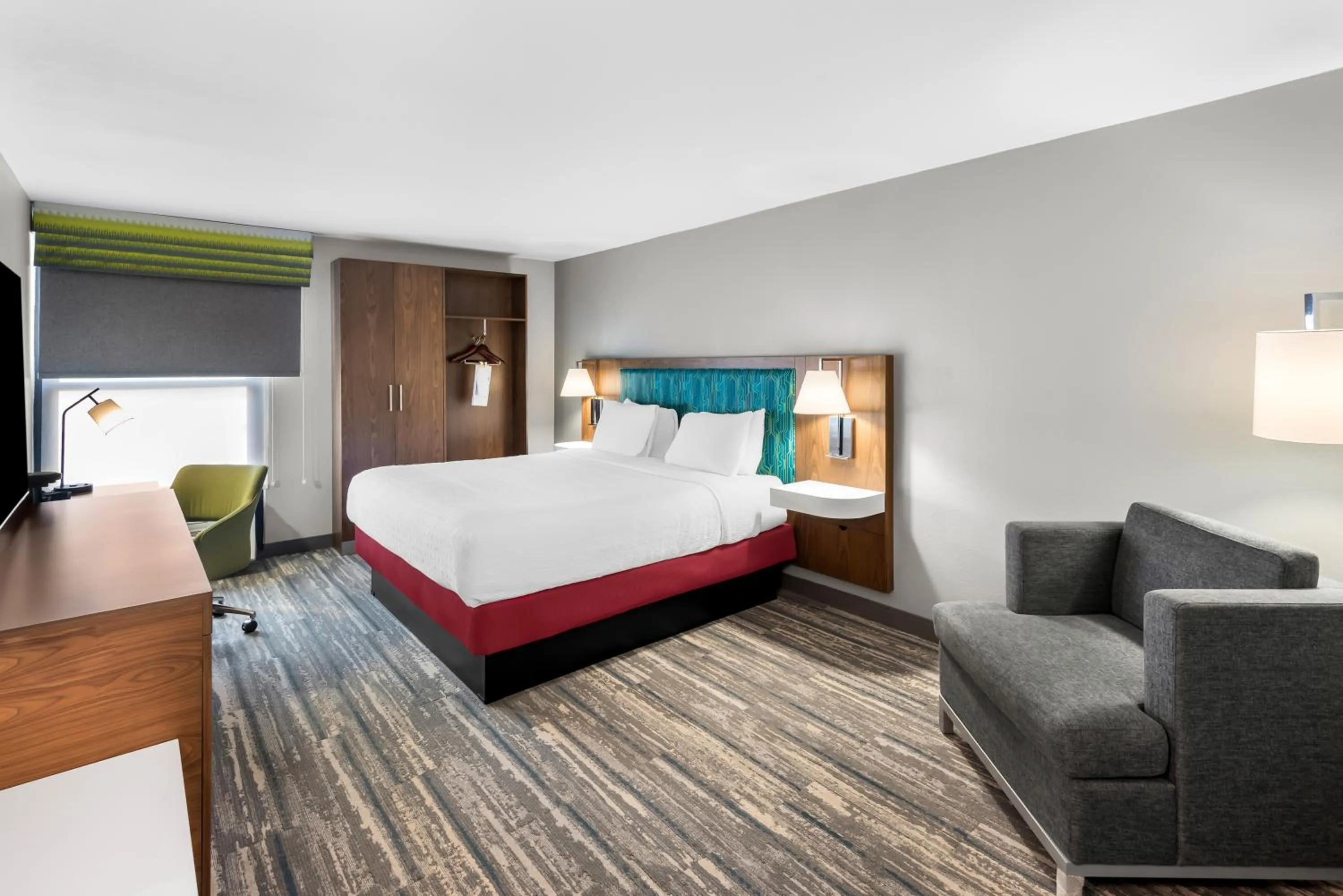 Guests, Bed in Hampton Inn Indianapolis Northeast/Castleton
