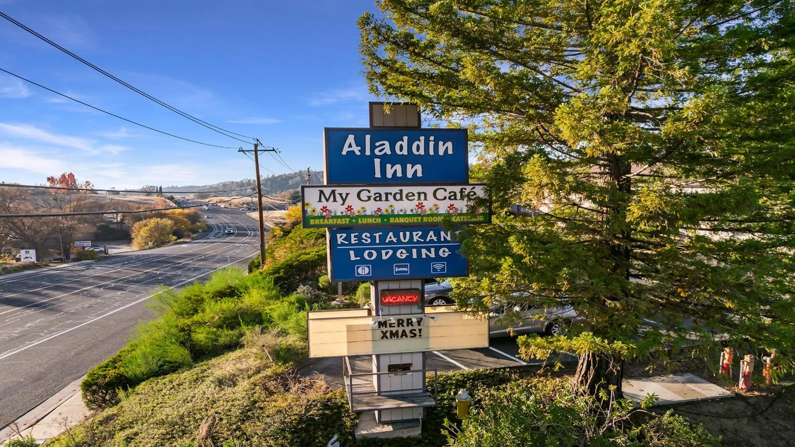 Property logo or sign in Sonora Aladdin Motor Inn