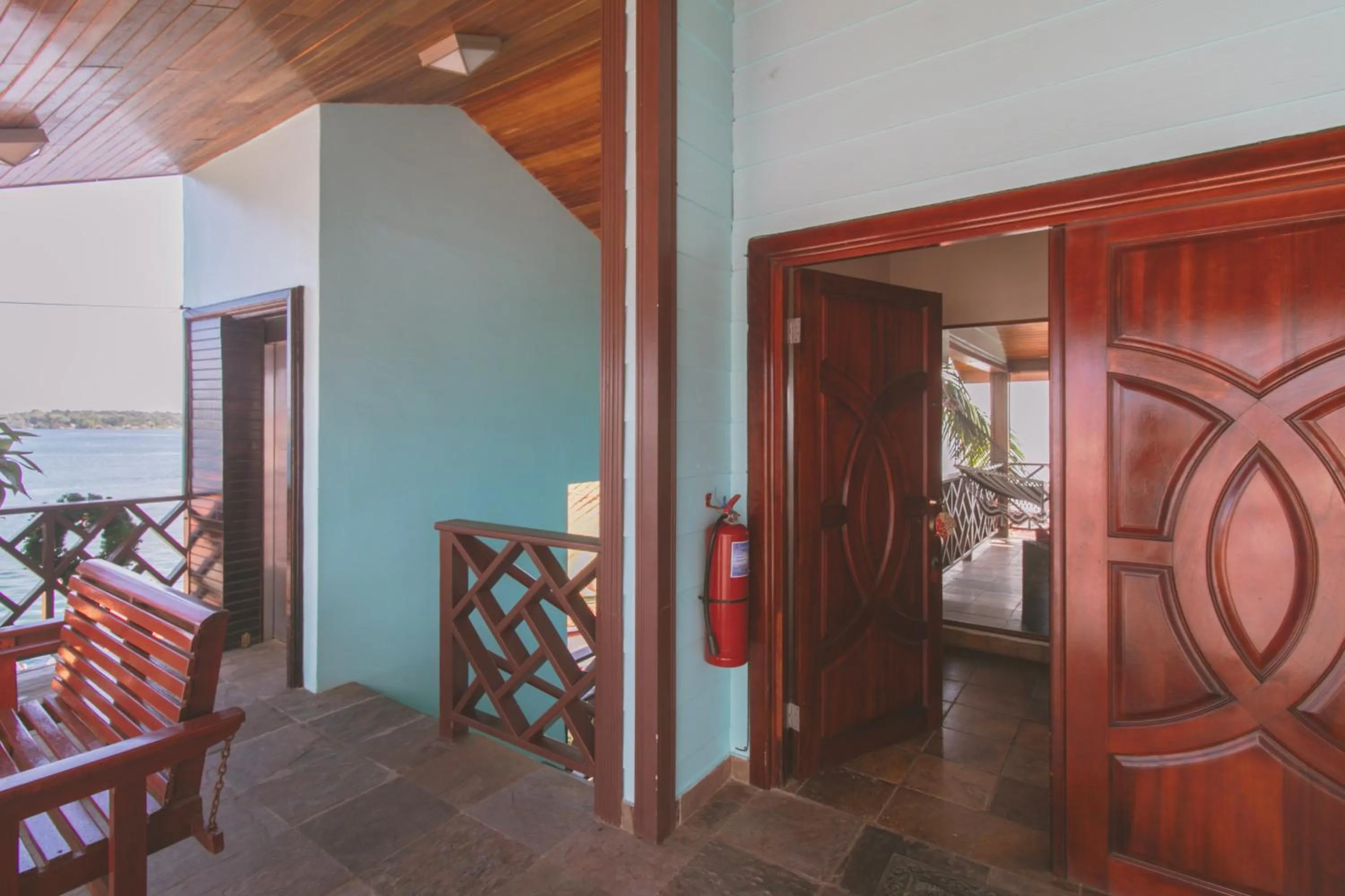 View (from property/room), Bed in Hotel Palma Royale