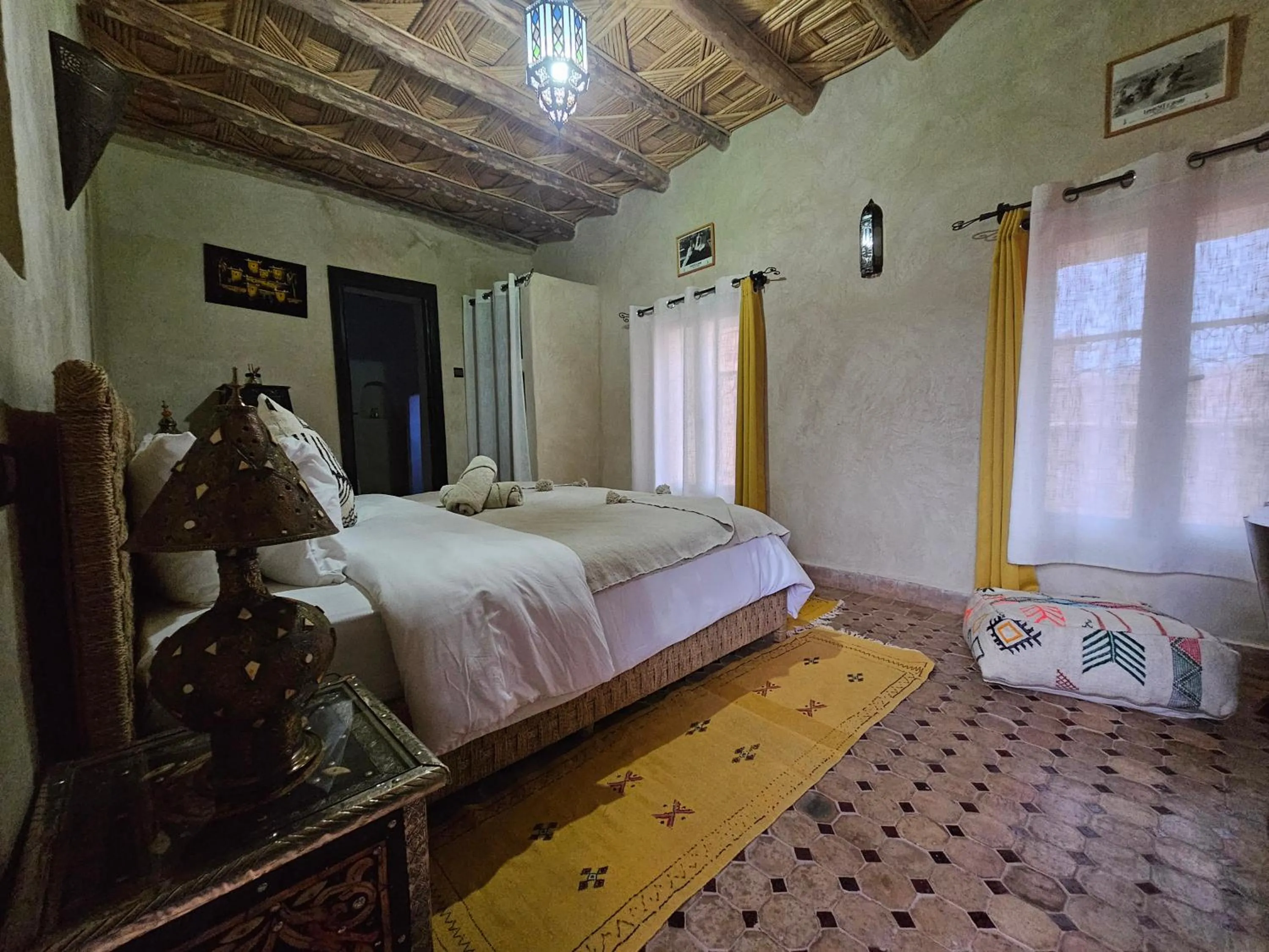 Photo of the whole room, Bed in Kasbah La Cigogne
