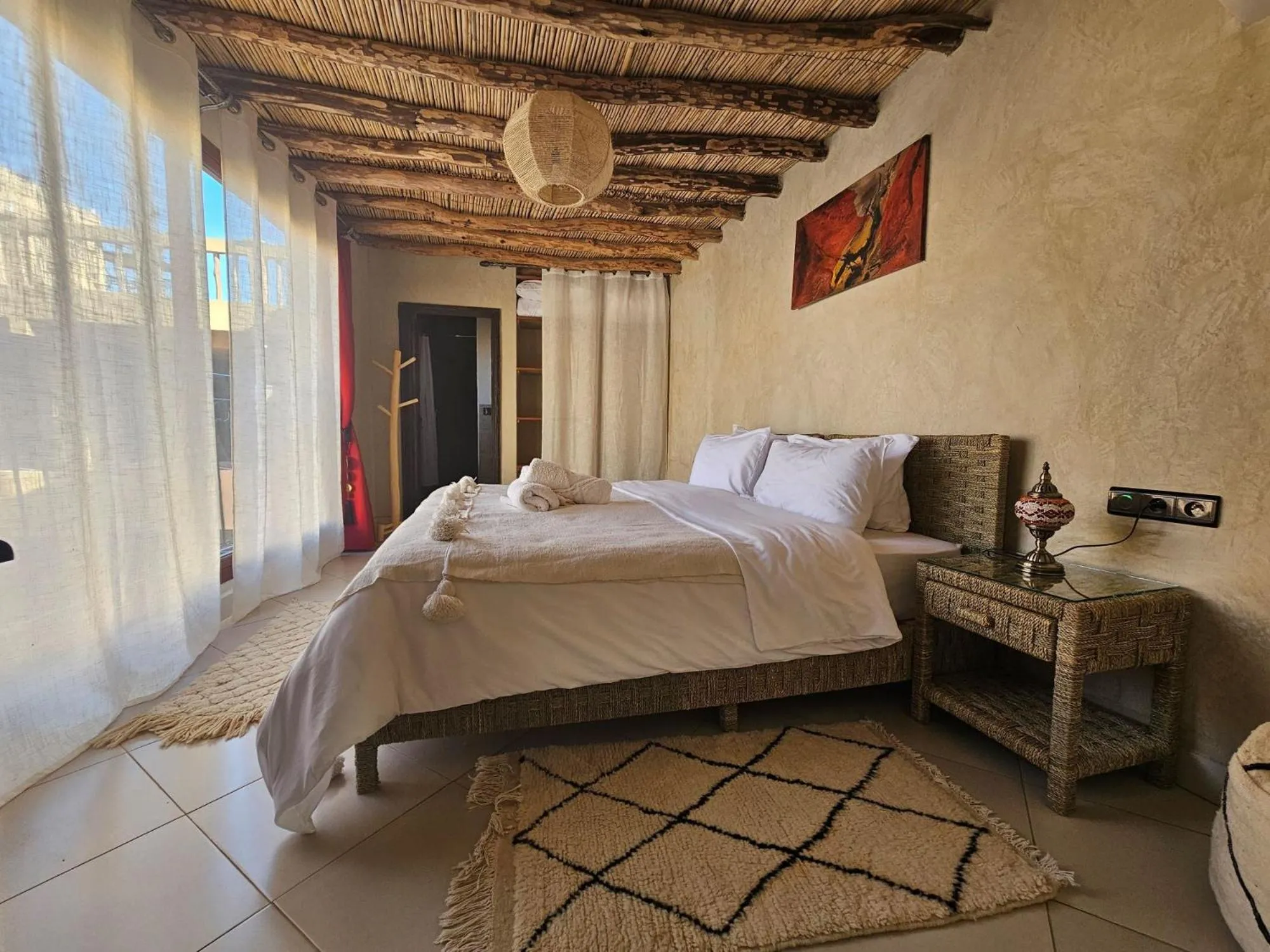 Photo of the whole room, Bed in Kasbah La Cigogne