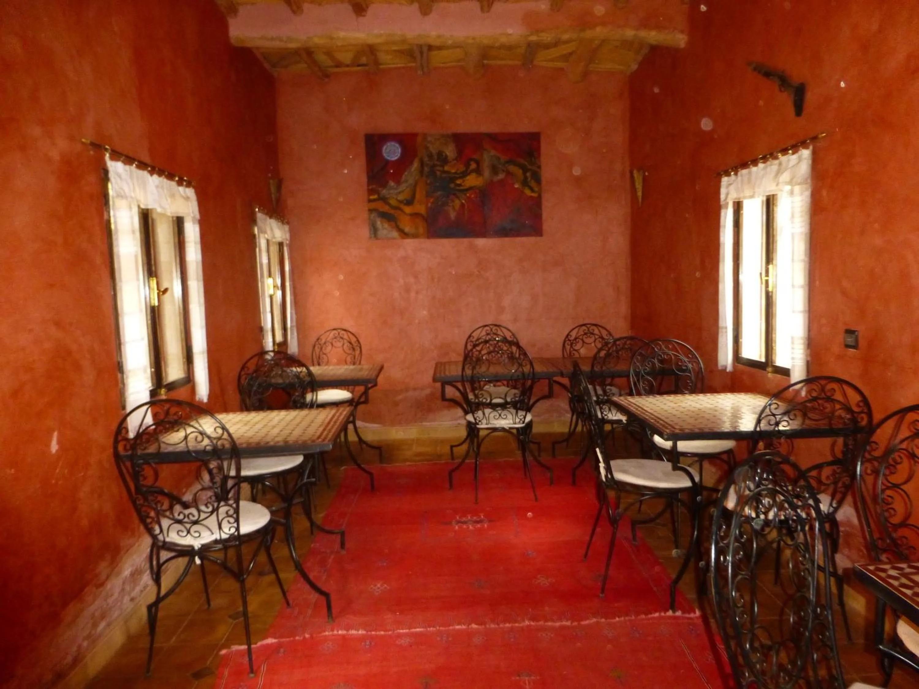 Restaurant/places to eat in Kasbah La Cigogne